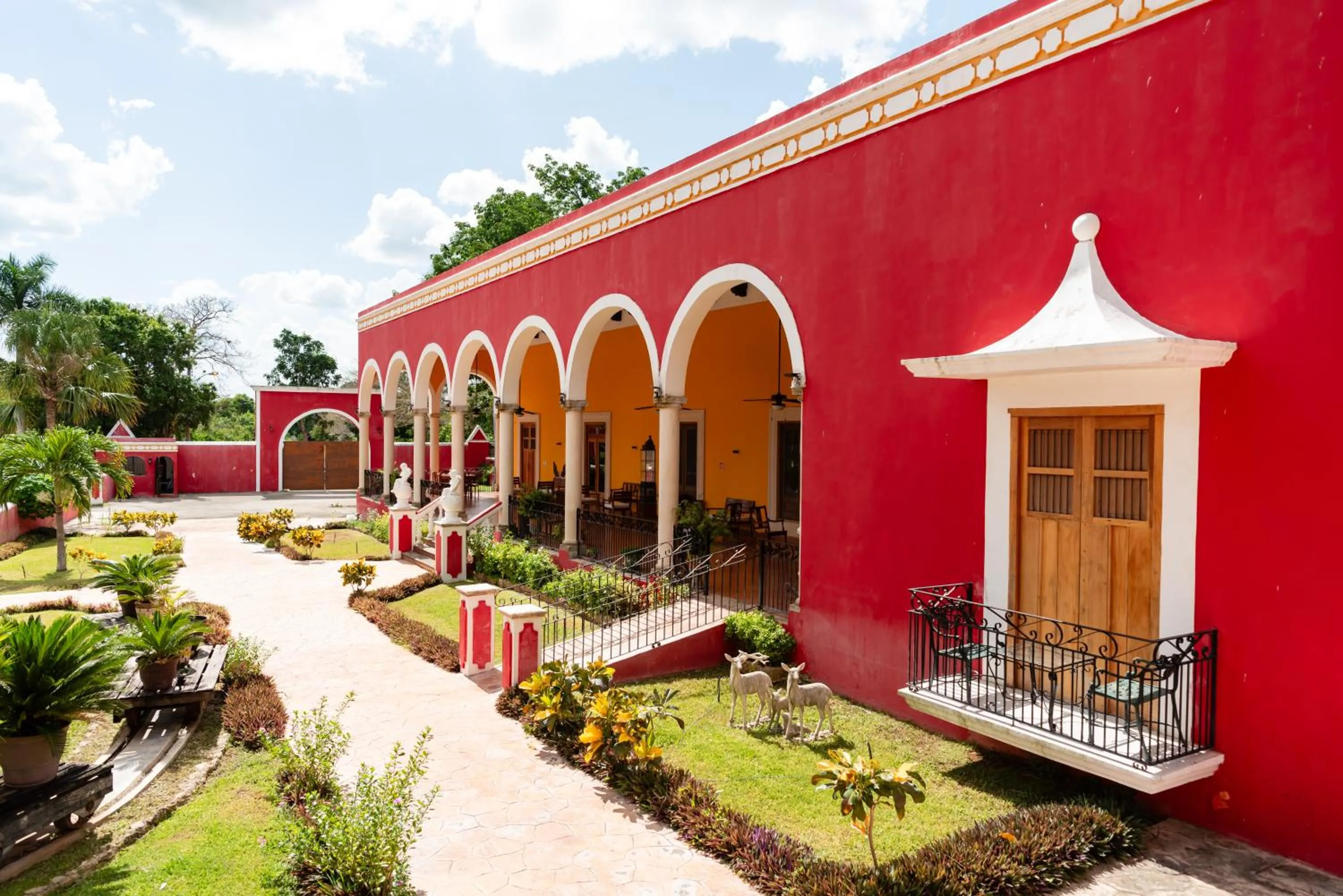 Property building in Hacienda Yabucu