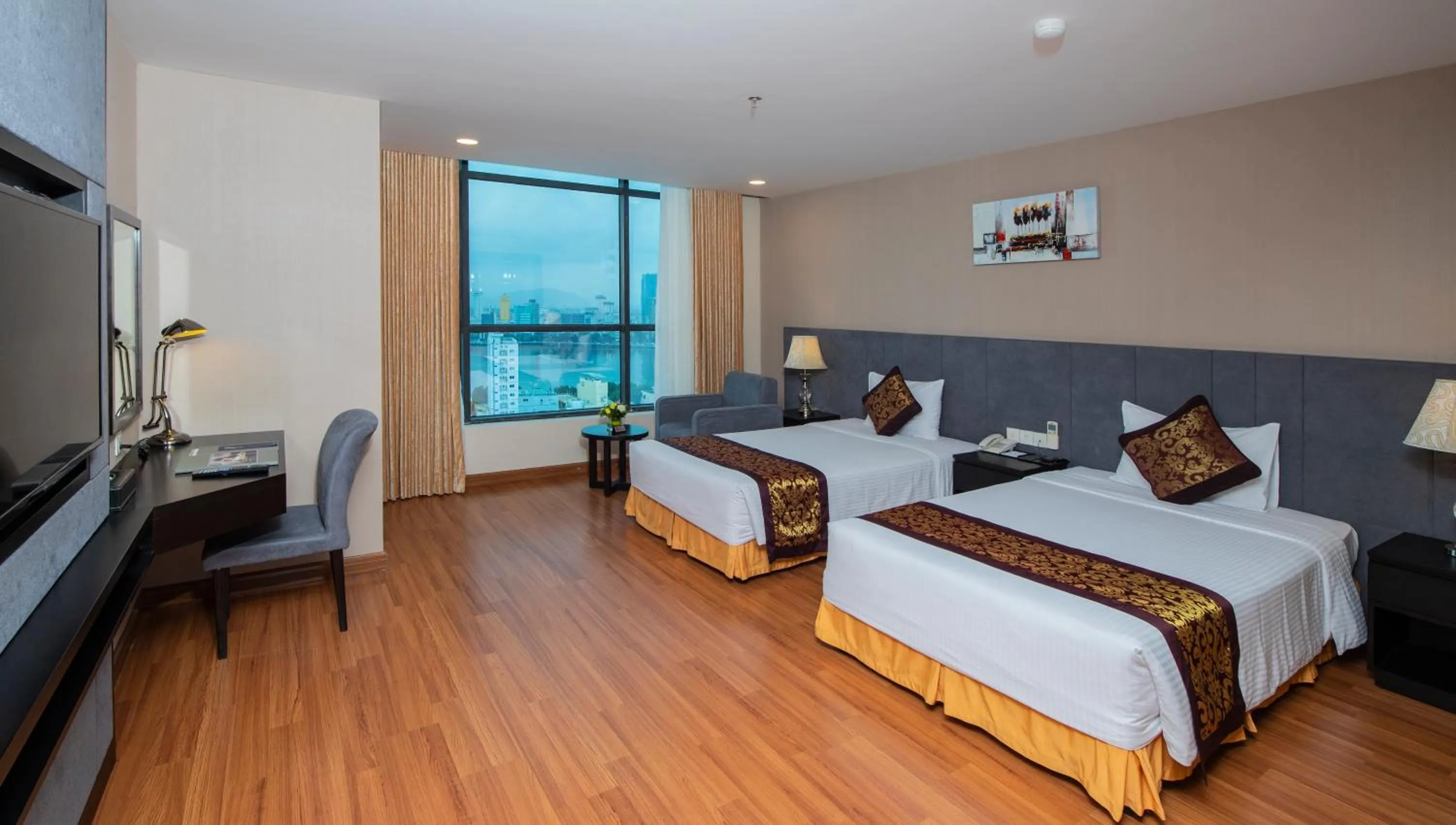 Photo of the whole room, Bed in Muong Thanh Grand Da Nang Hotel
