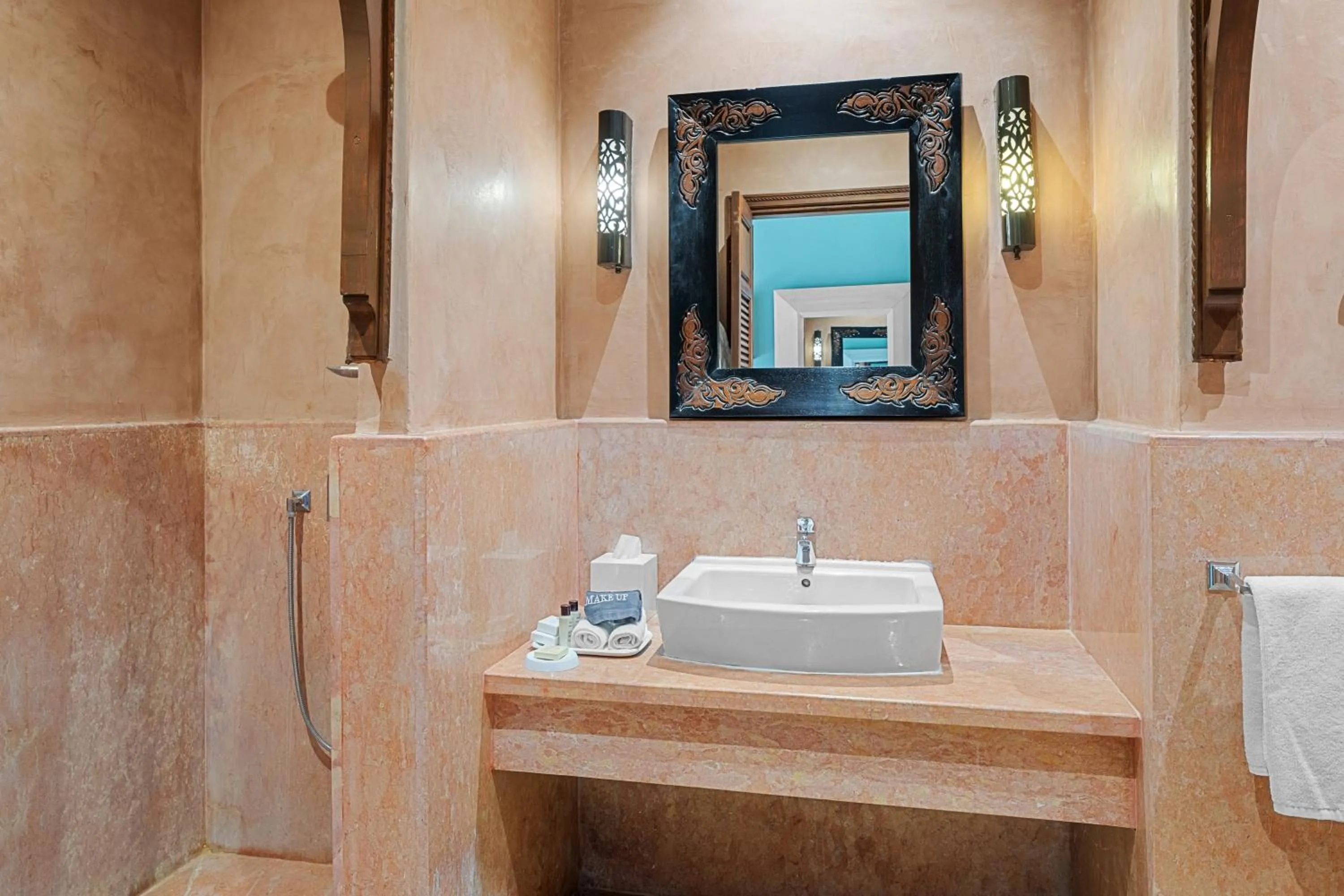Bathroom in Palmeraie Golf Suites By Pickalbatros