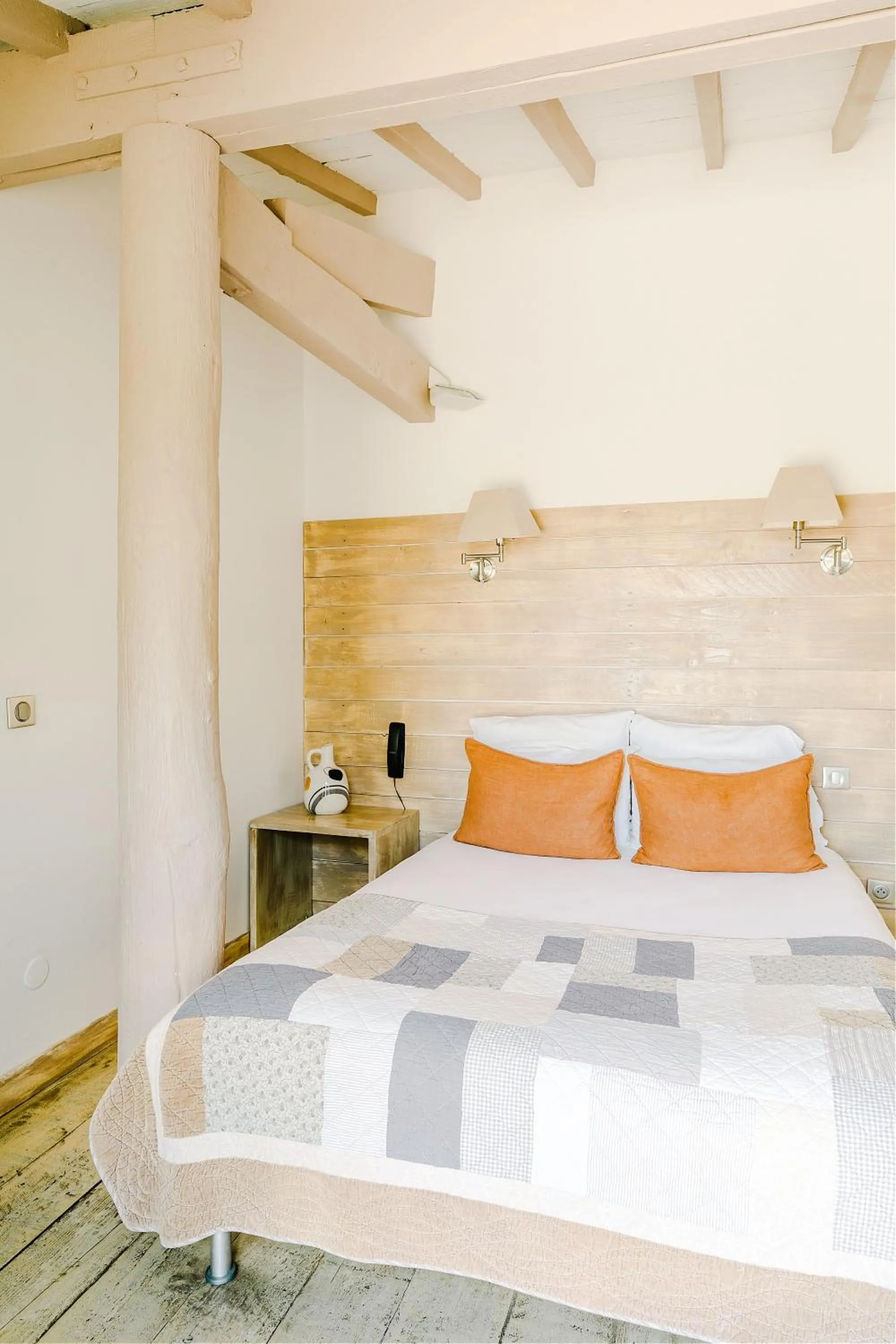 Small Double Room in Hôtel Restaurant Les Arnelles