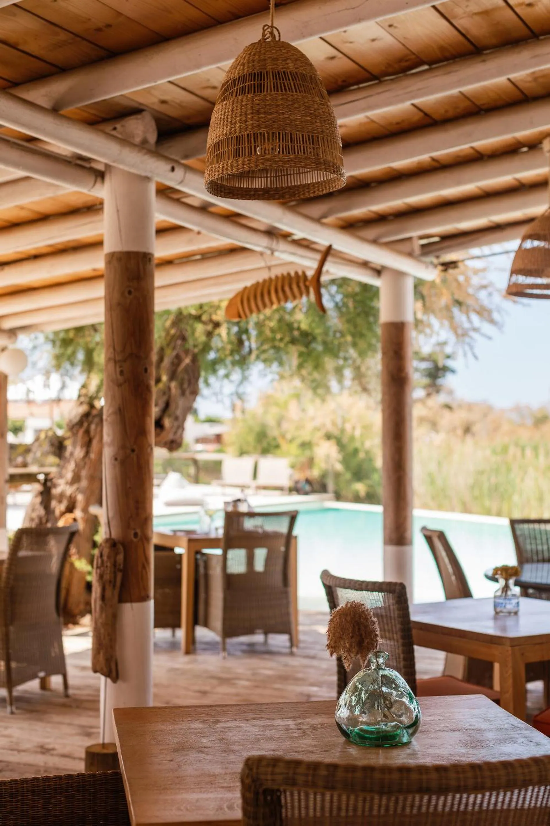 Patio in Hôtel Restaurant Les Arnelles