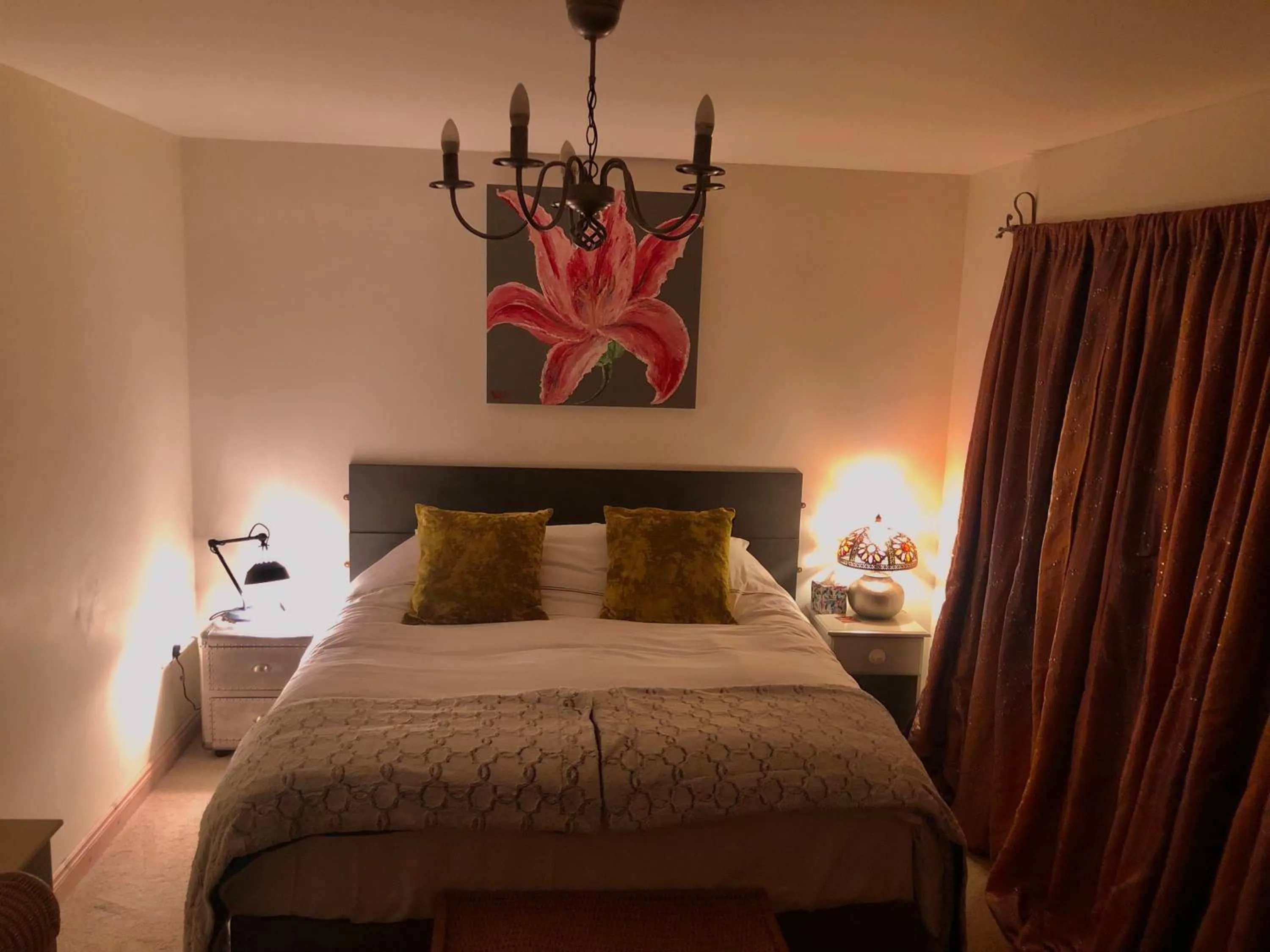 Bedroom, Bed in The Vandees