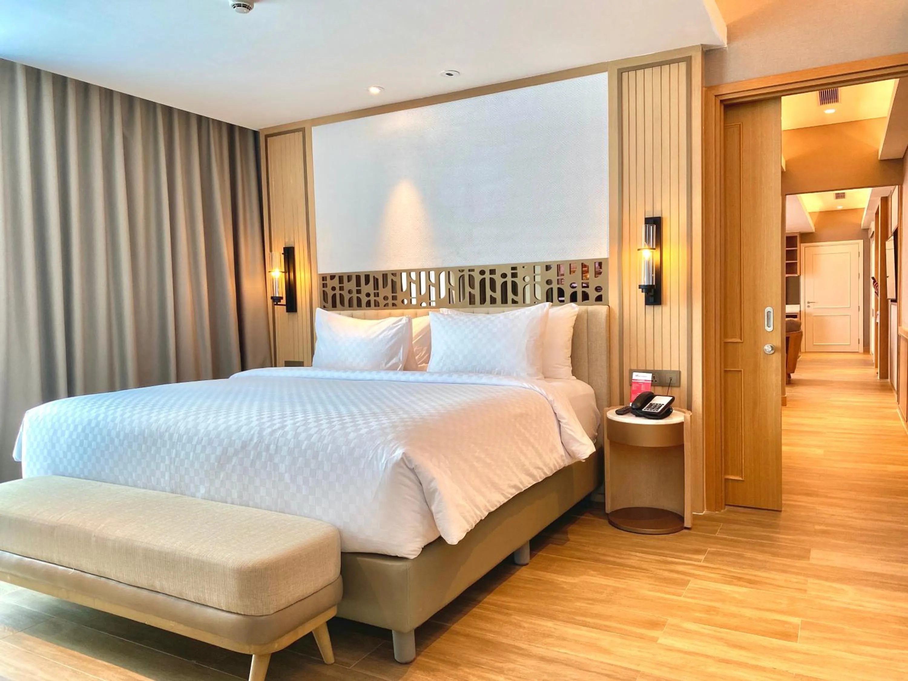 TV and multimedia, Bed in Swiss-Belhotel Solo