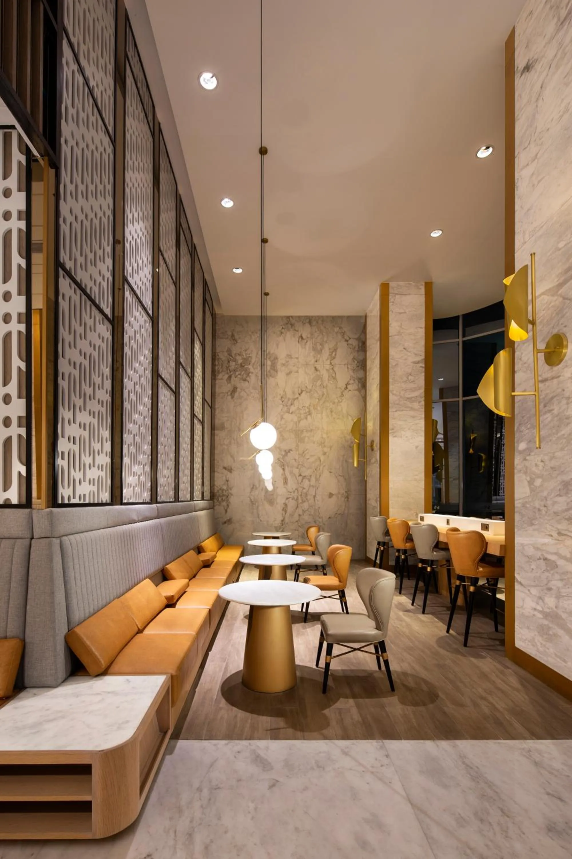 Lobby or reception in Swiss-Belhotel Solo