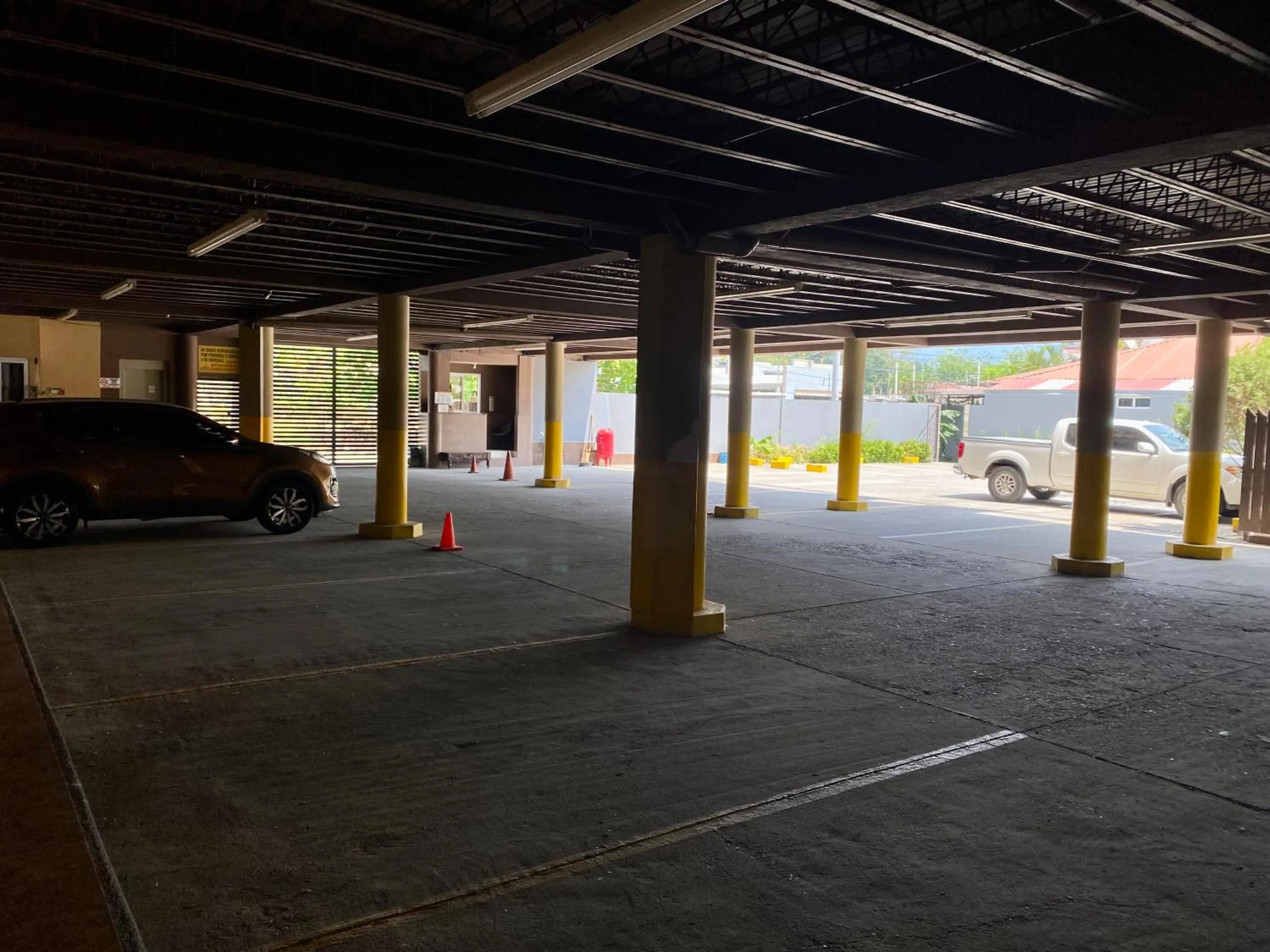 Parking in Apartamentos Casa Del Valle