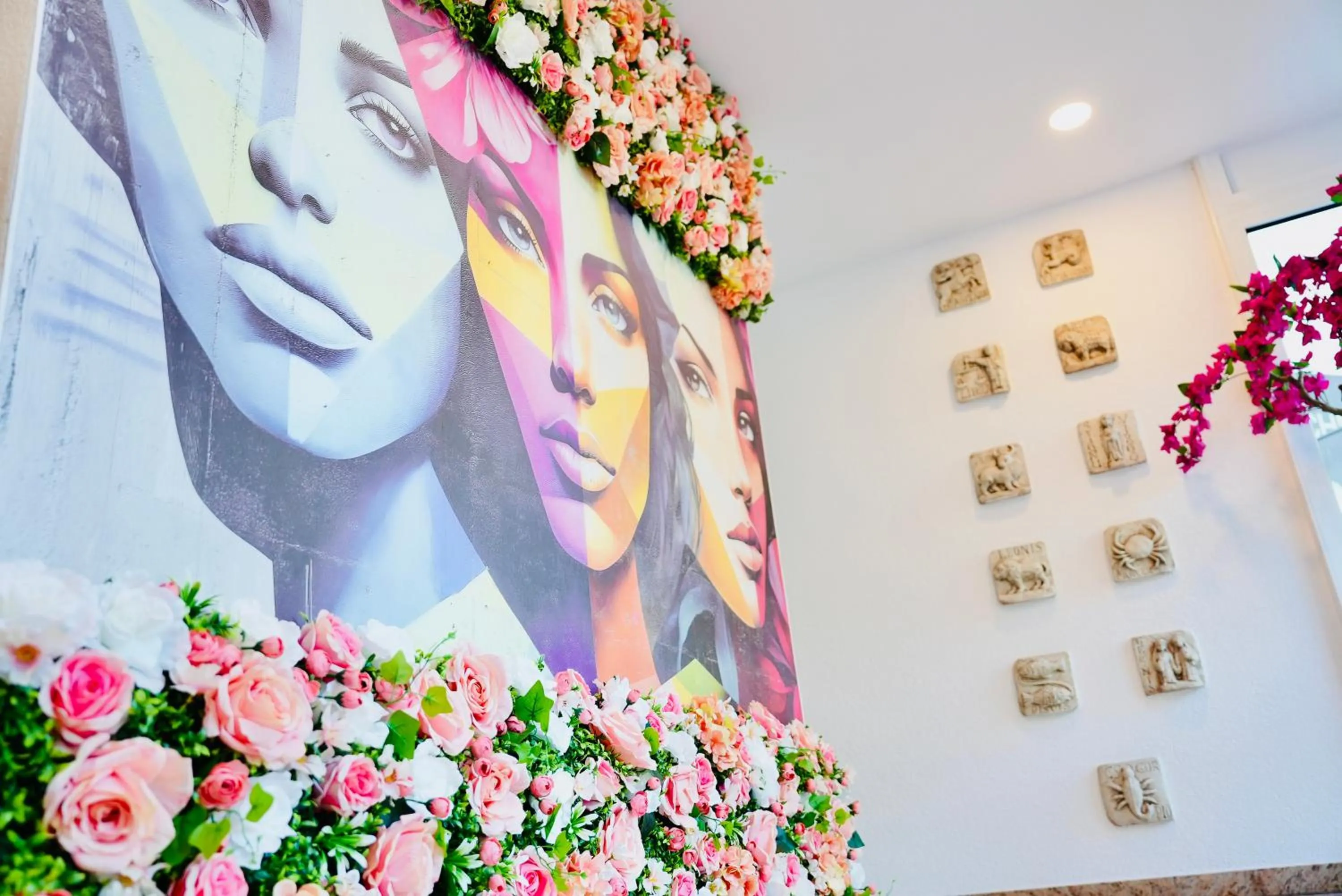 Arthotel Ambassador Wiesbaden - FREE PARKING