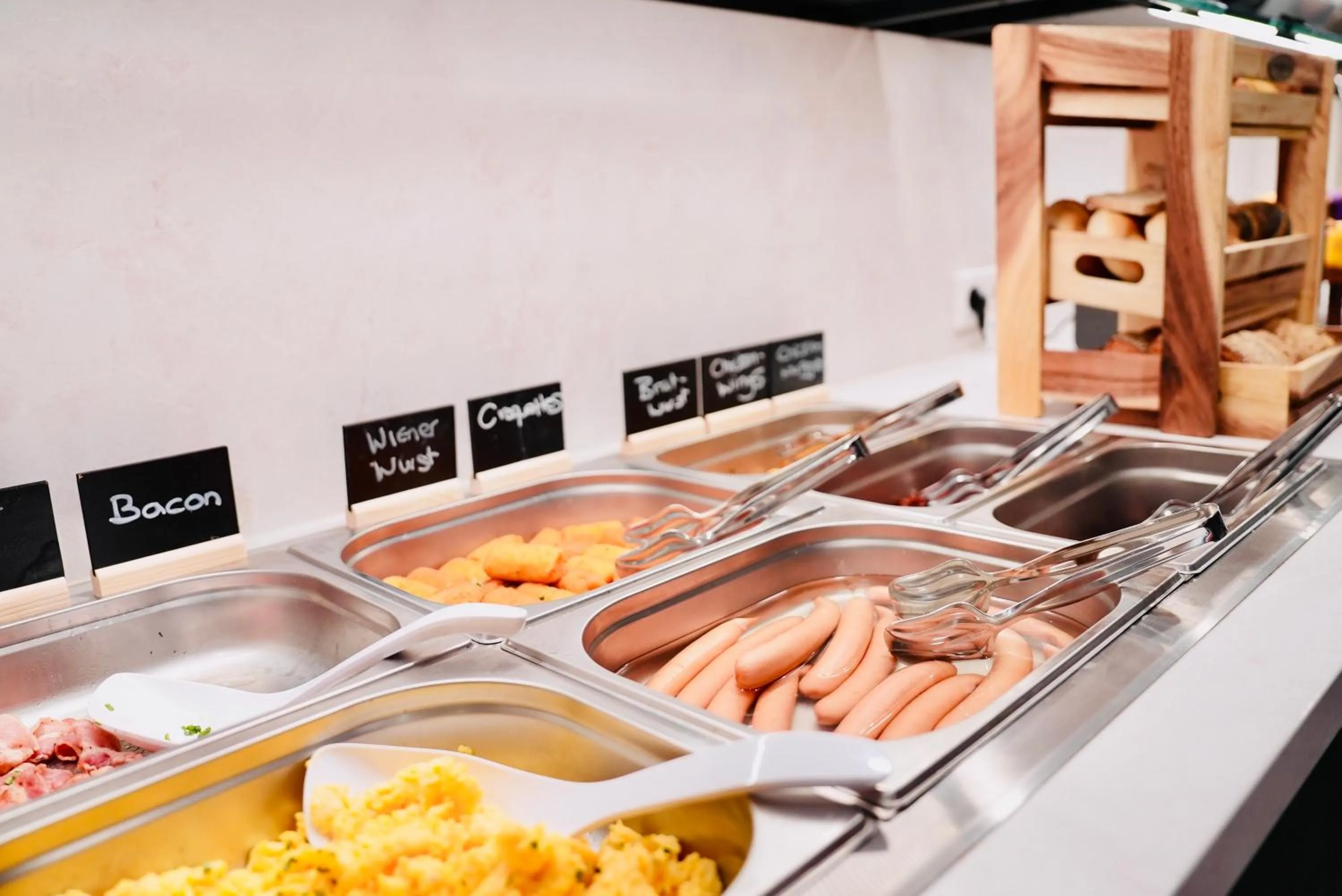 Arthotel Ambassador Wiesbaden - FREE PARKING