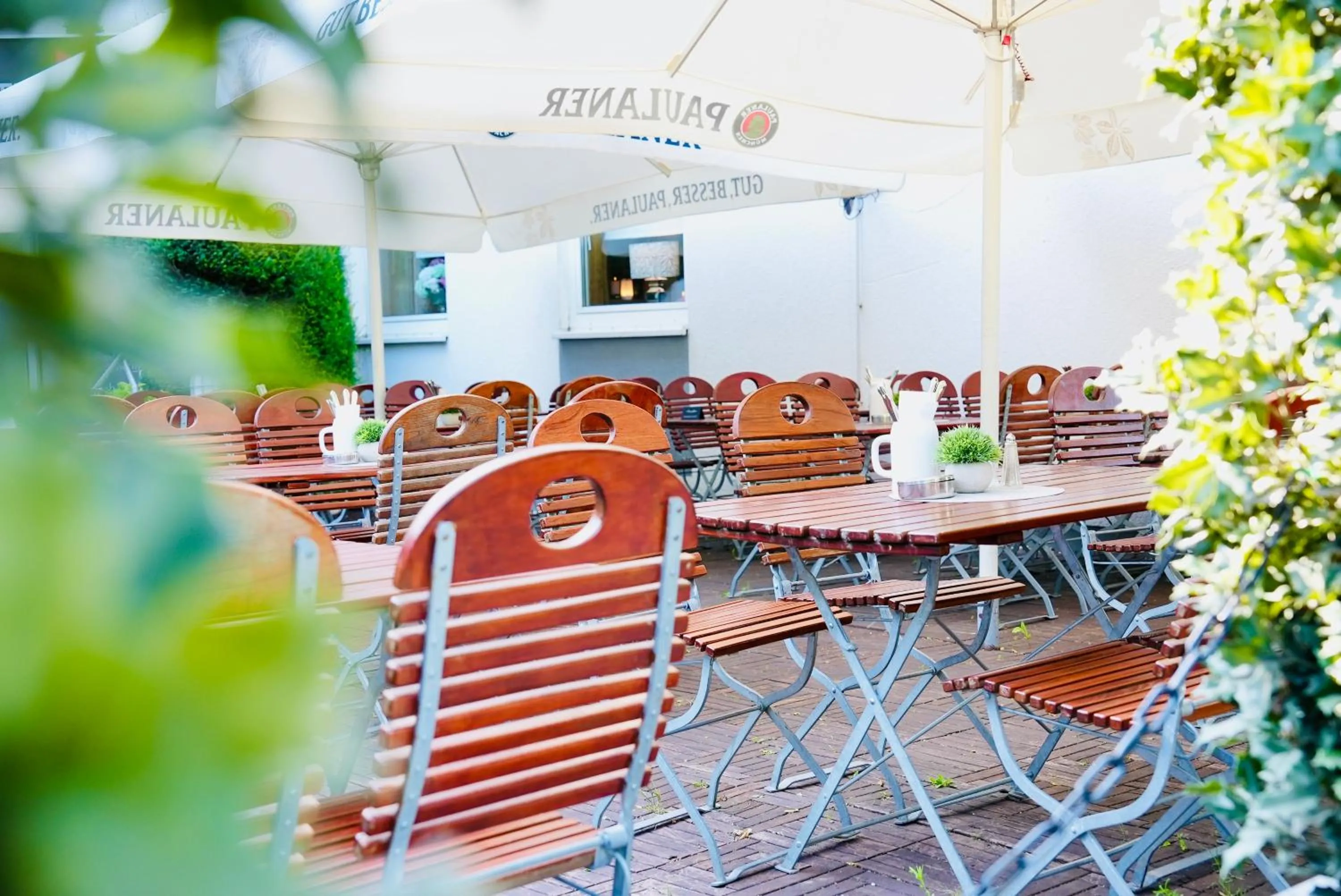 Arthotel Ambassador Wiesbaden - FREE PARKING