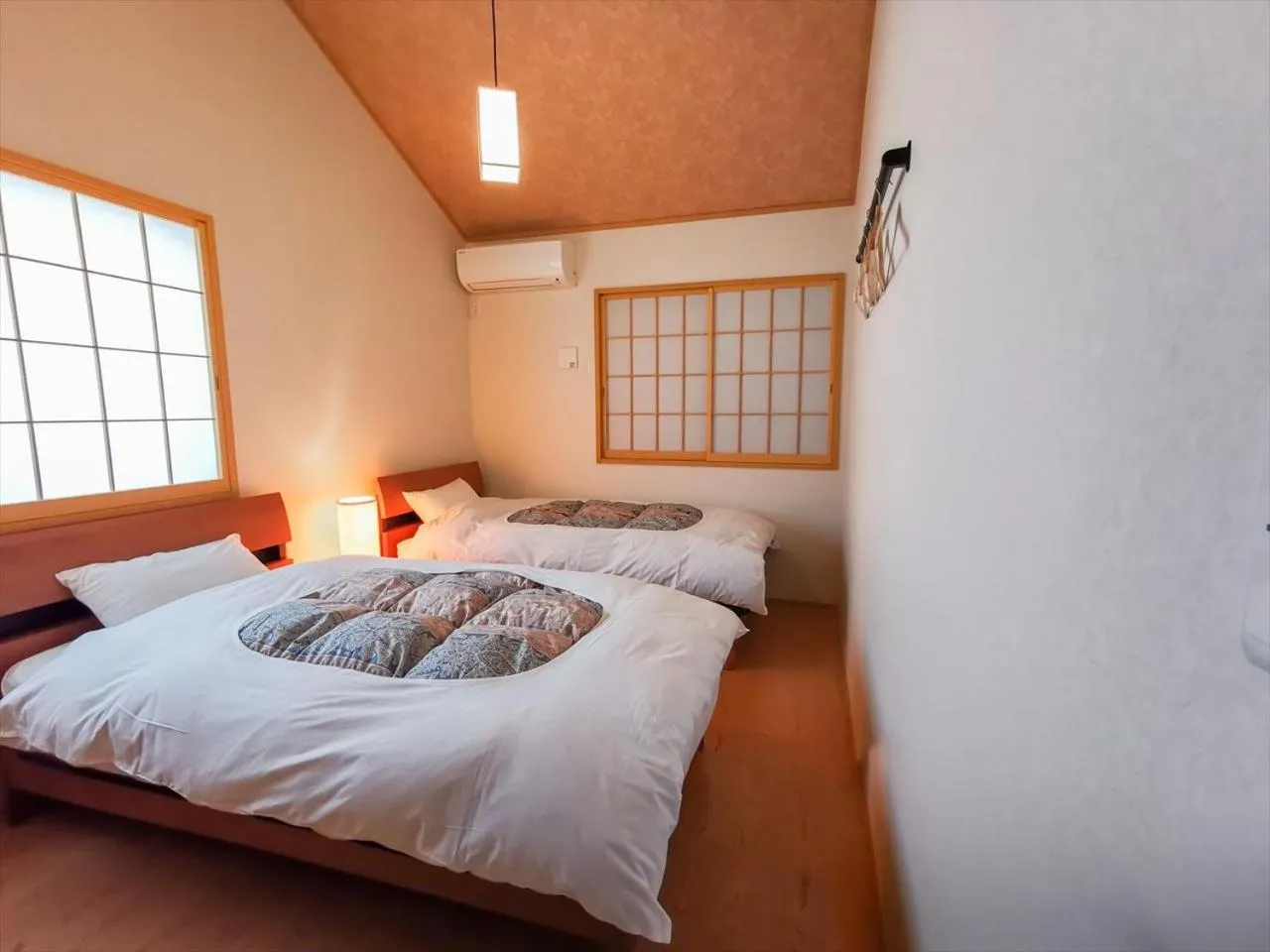 Bedroom, Bed in YADOYA Karasumain