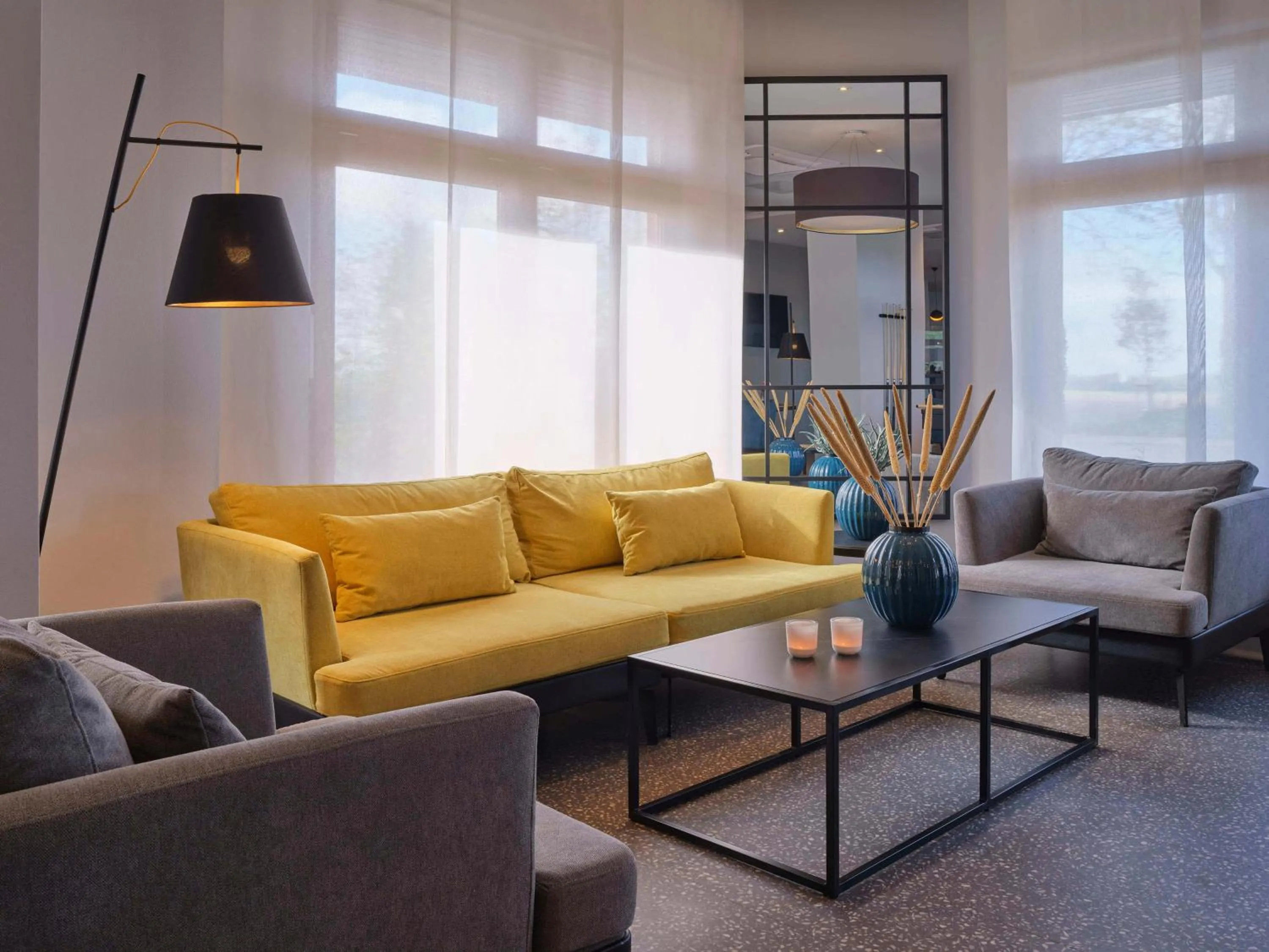 Seating area in Classik Hotel Magdeburg