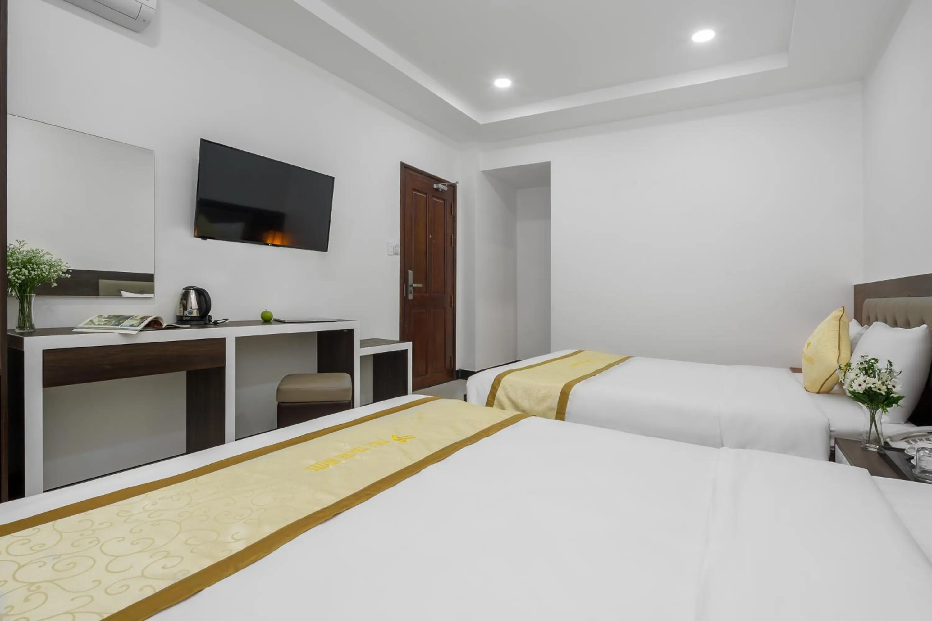 Bed in Phuc Thanh Luxury Hotel by THG