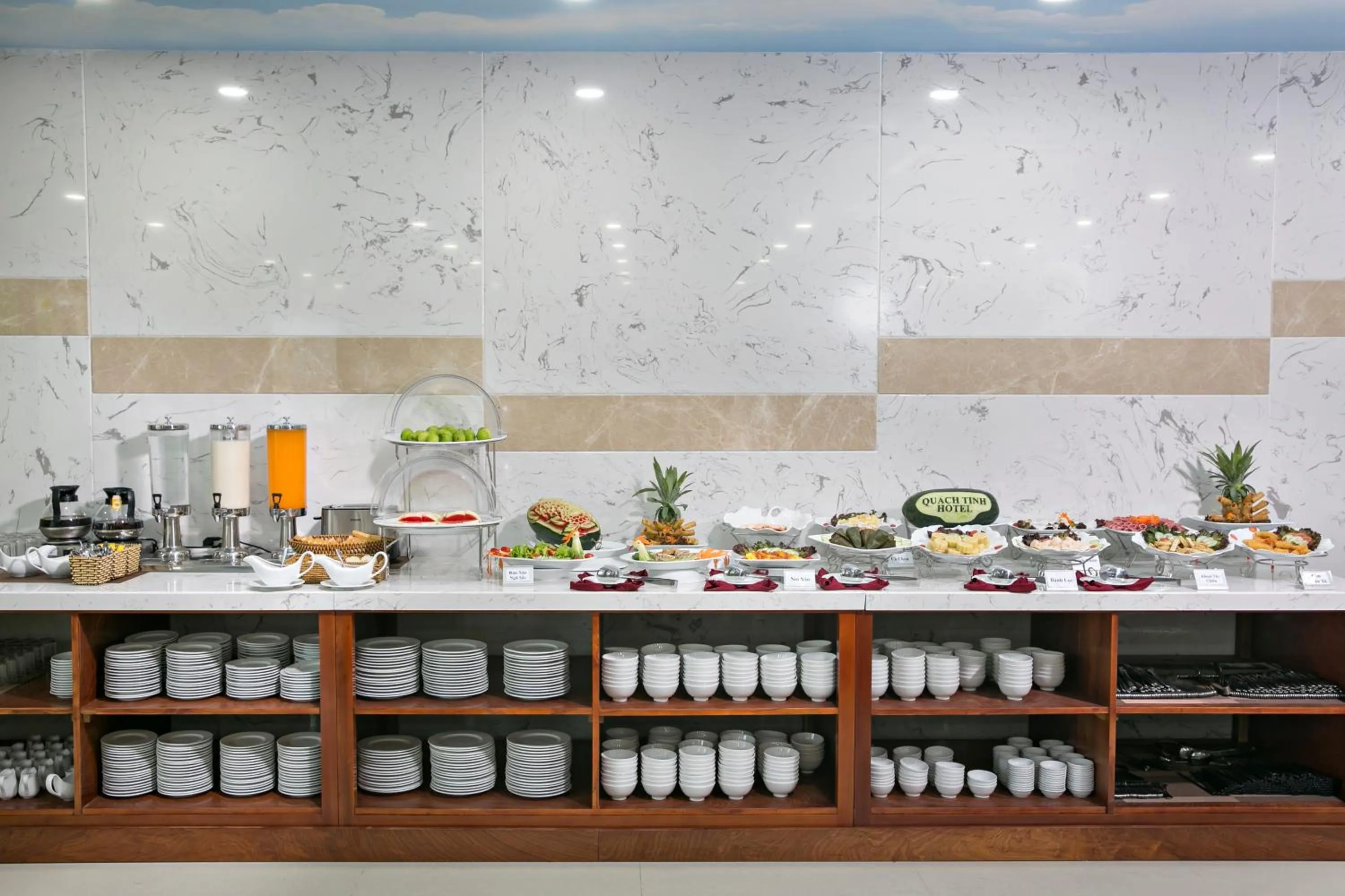 Kitchen or kitchenette in Phuc Thanh Luxury Hotel by THG