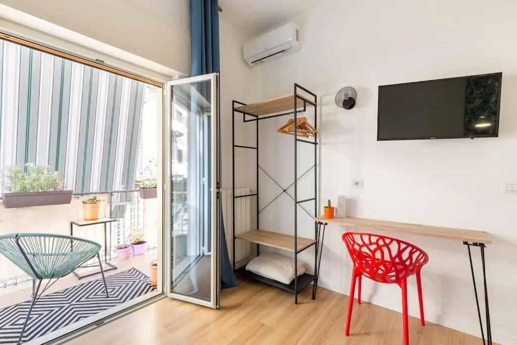 Photo of the whole room in Tufo Giallo Rooms