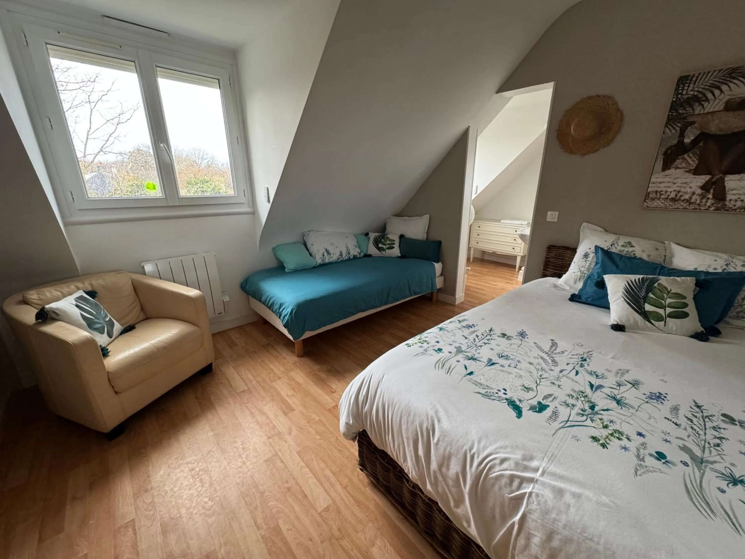 Bedroom, Bed in Aux portes de Pornichet, Chambres d'hôtes Ty'Sacha