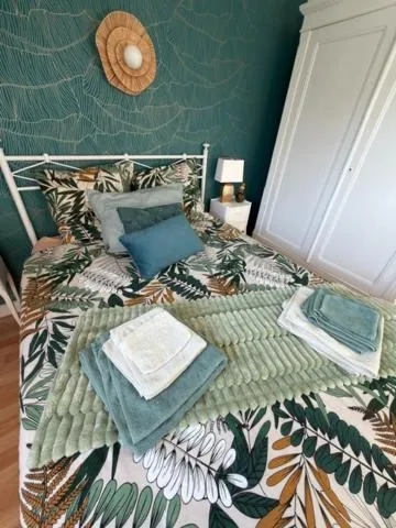 Bed in Aux portes de Pornichet, Chambres d'hôtes Ty'Sacha