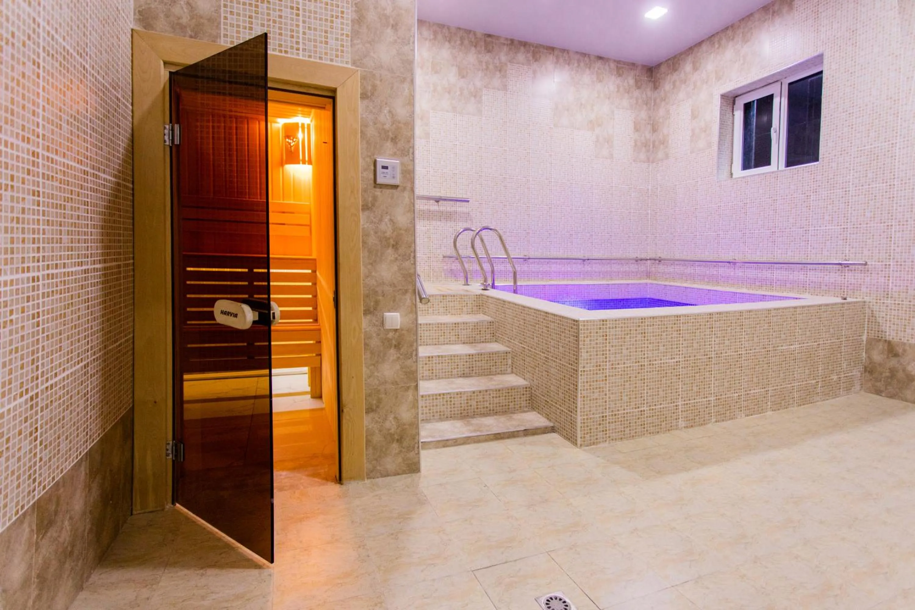 Sauna in Gabrielle International Hotel