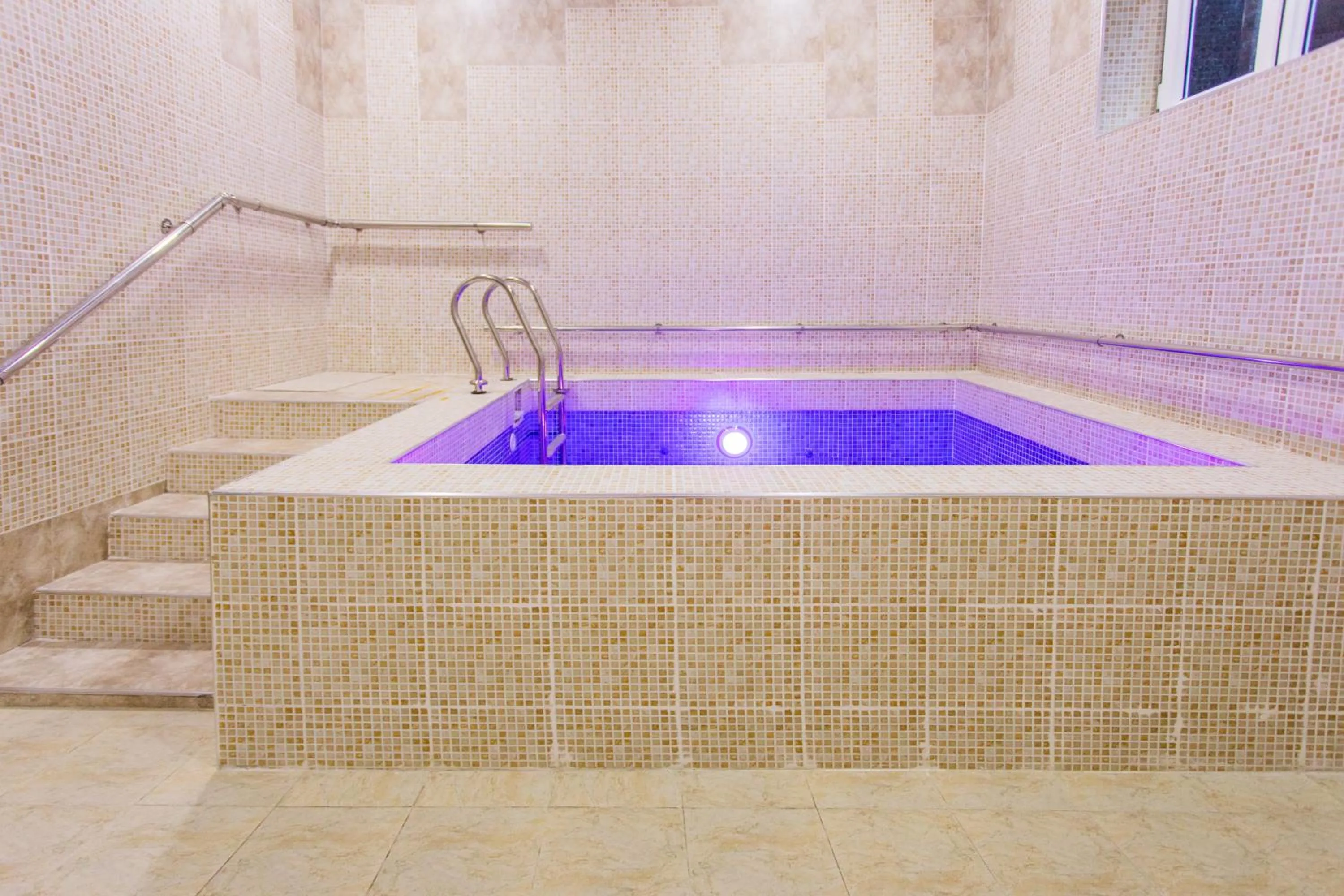 Sauna in Gabrielle International Hotel