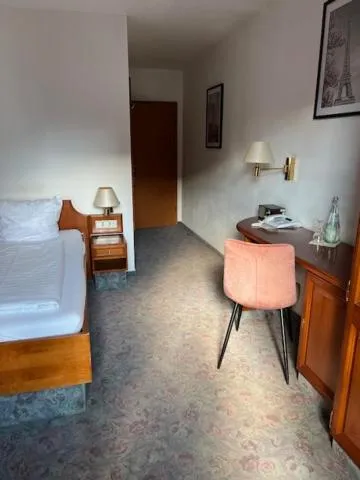 Bed in Eppelborner Hof