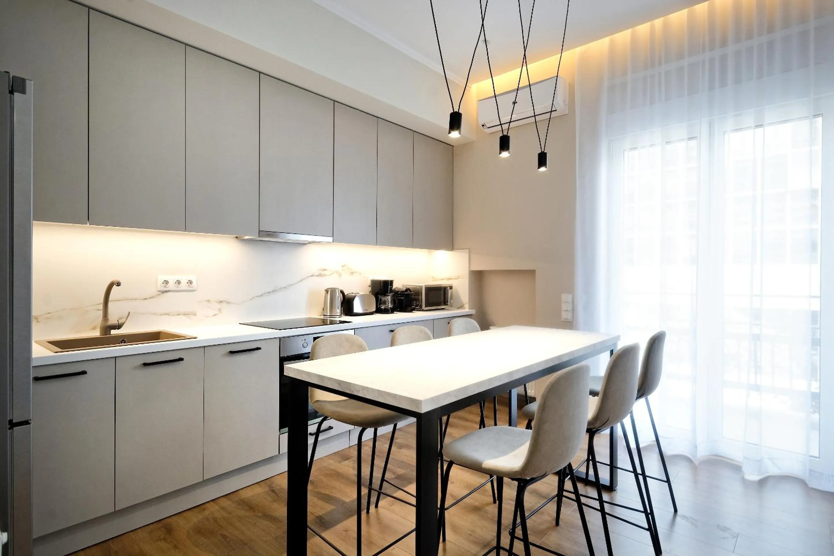 Kitchen or kitchenette in The Flirty Athens apartment