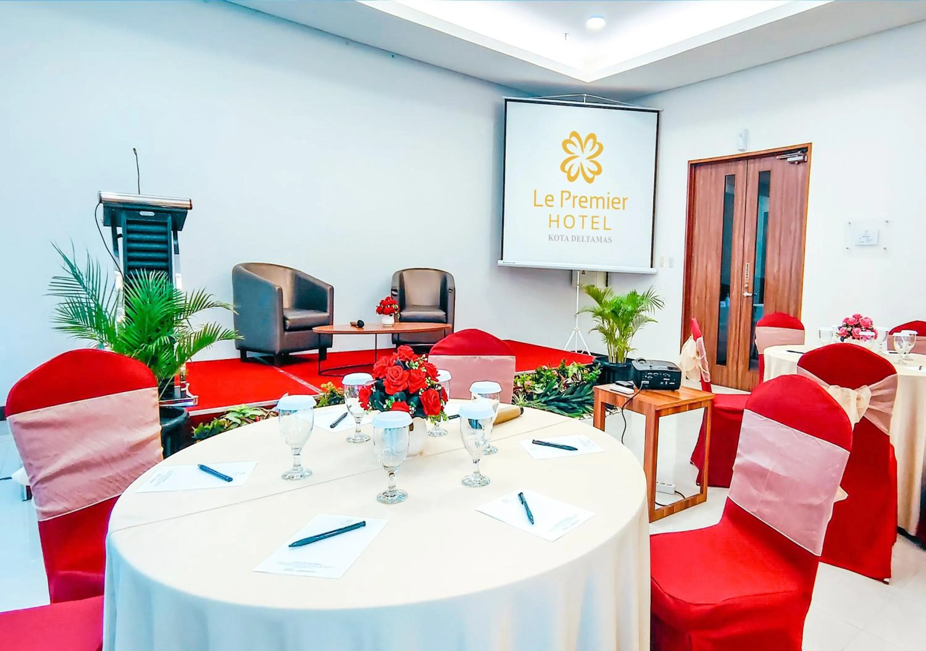 Meeting/conference room in Le Premier Hotel Deltamas