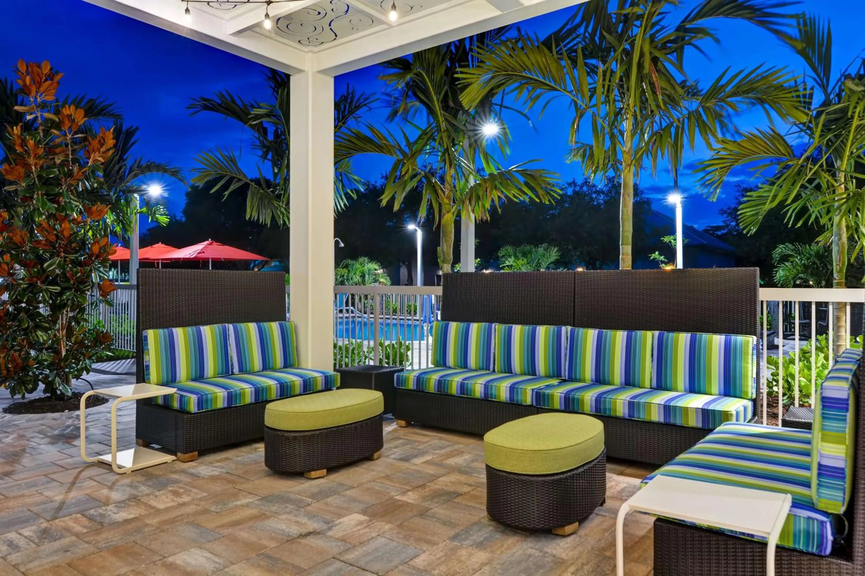 Patio in Home2 Suites By Hilton Naples I-75 Pine Ridge Road