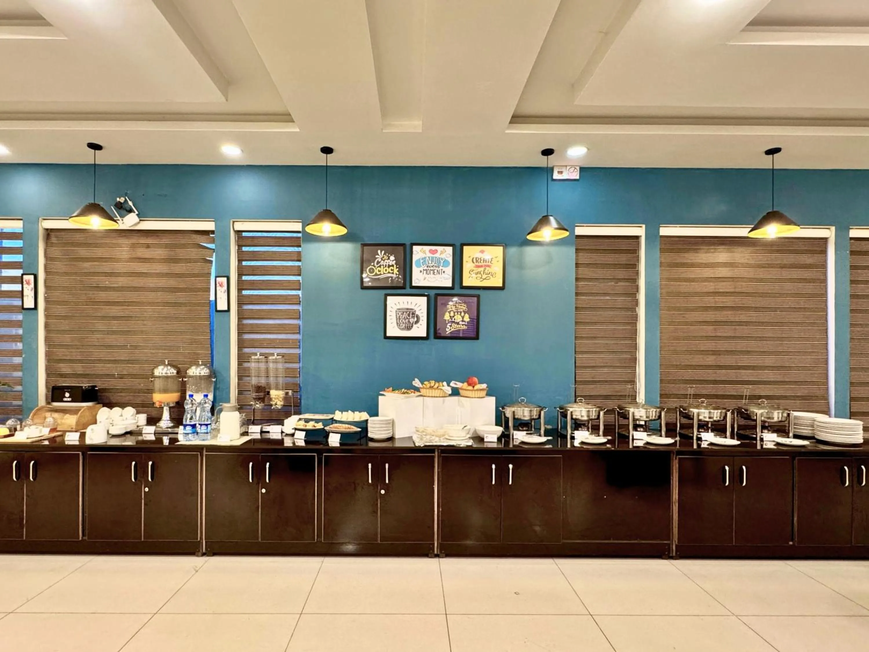 Food in Hotel One DG Khan