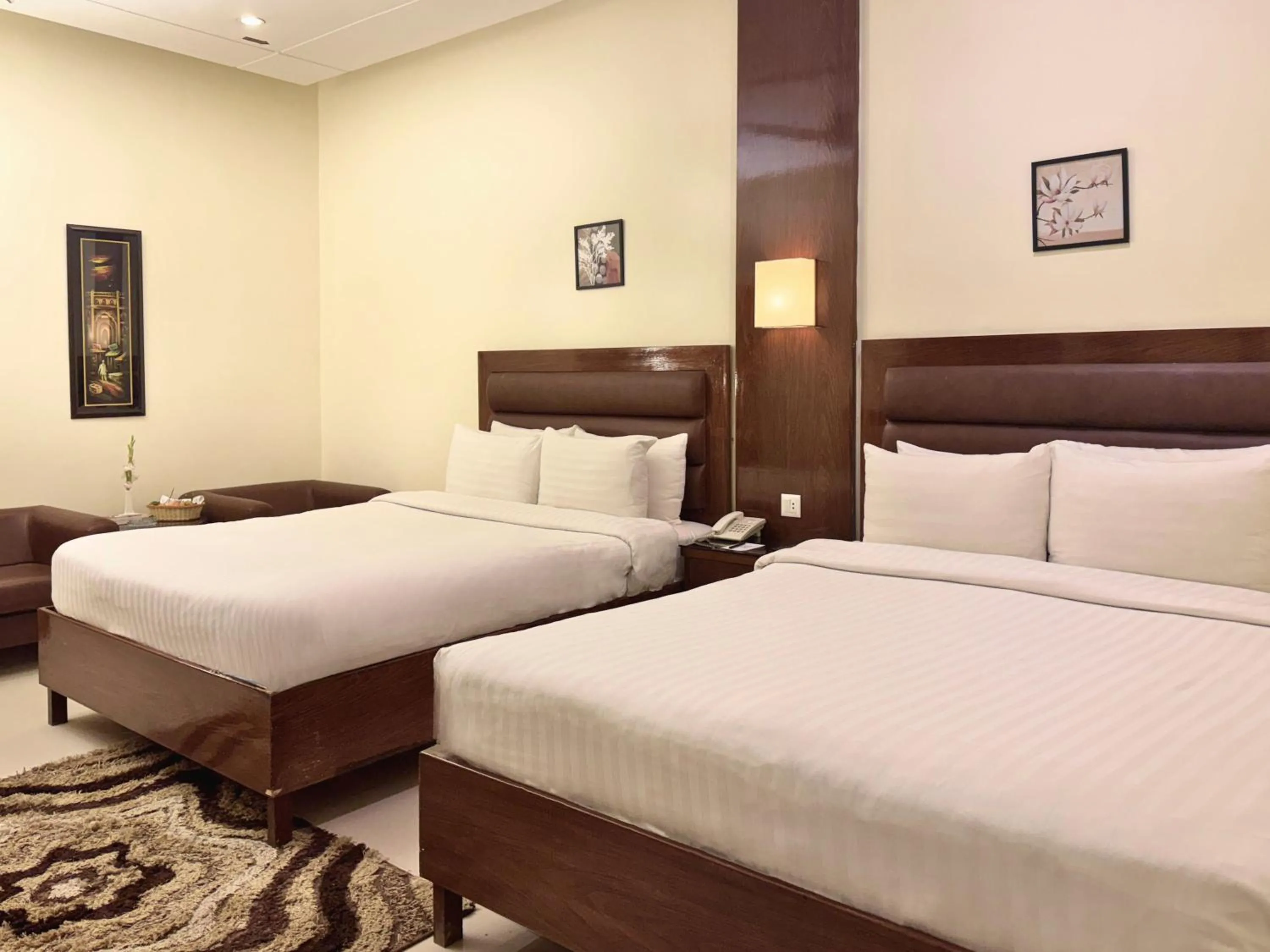 Bed in Hotel One DG Khan