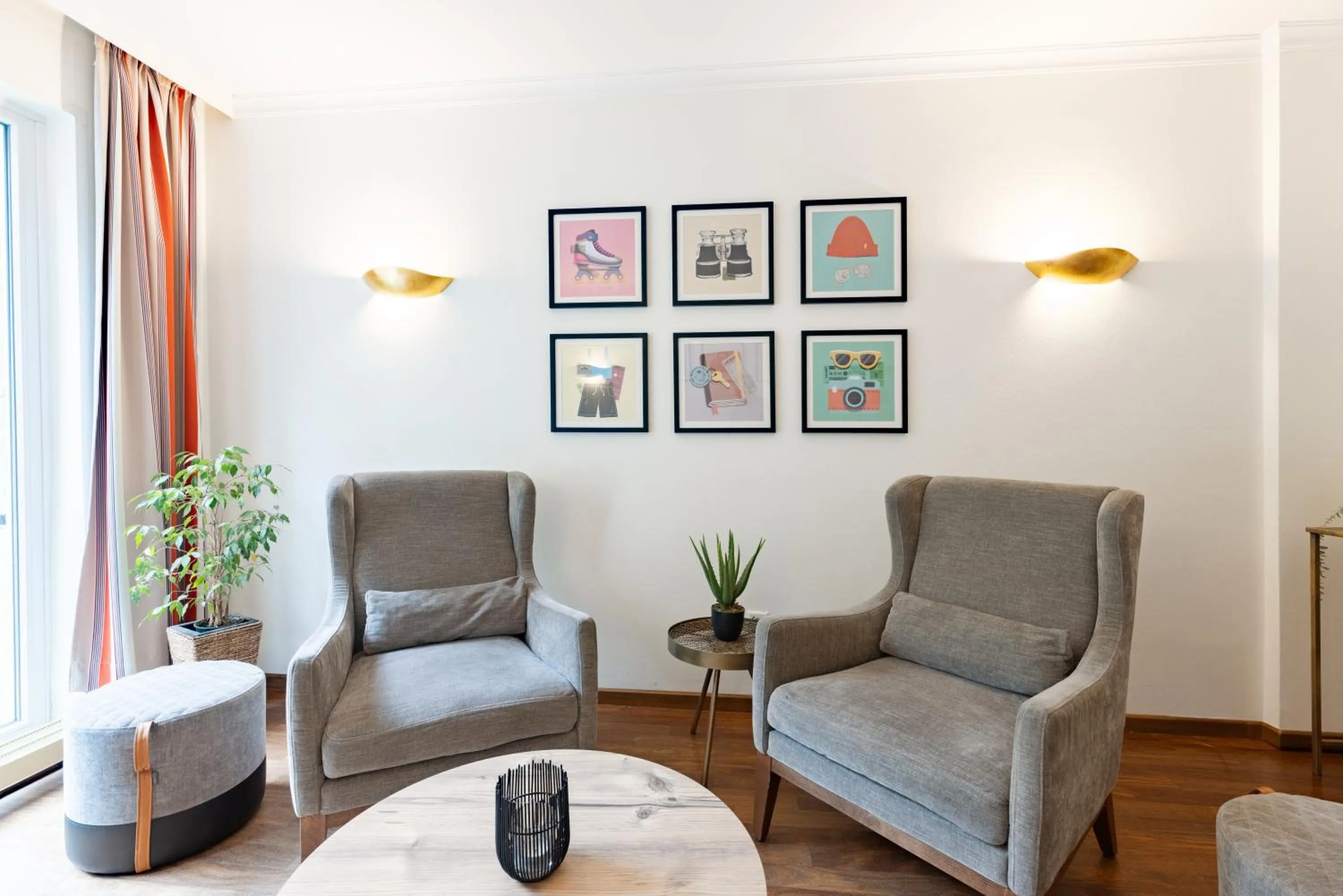 Lobby or reception in Garner Hotel Bremen North by IHG