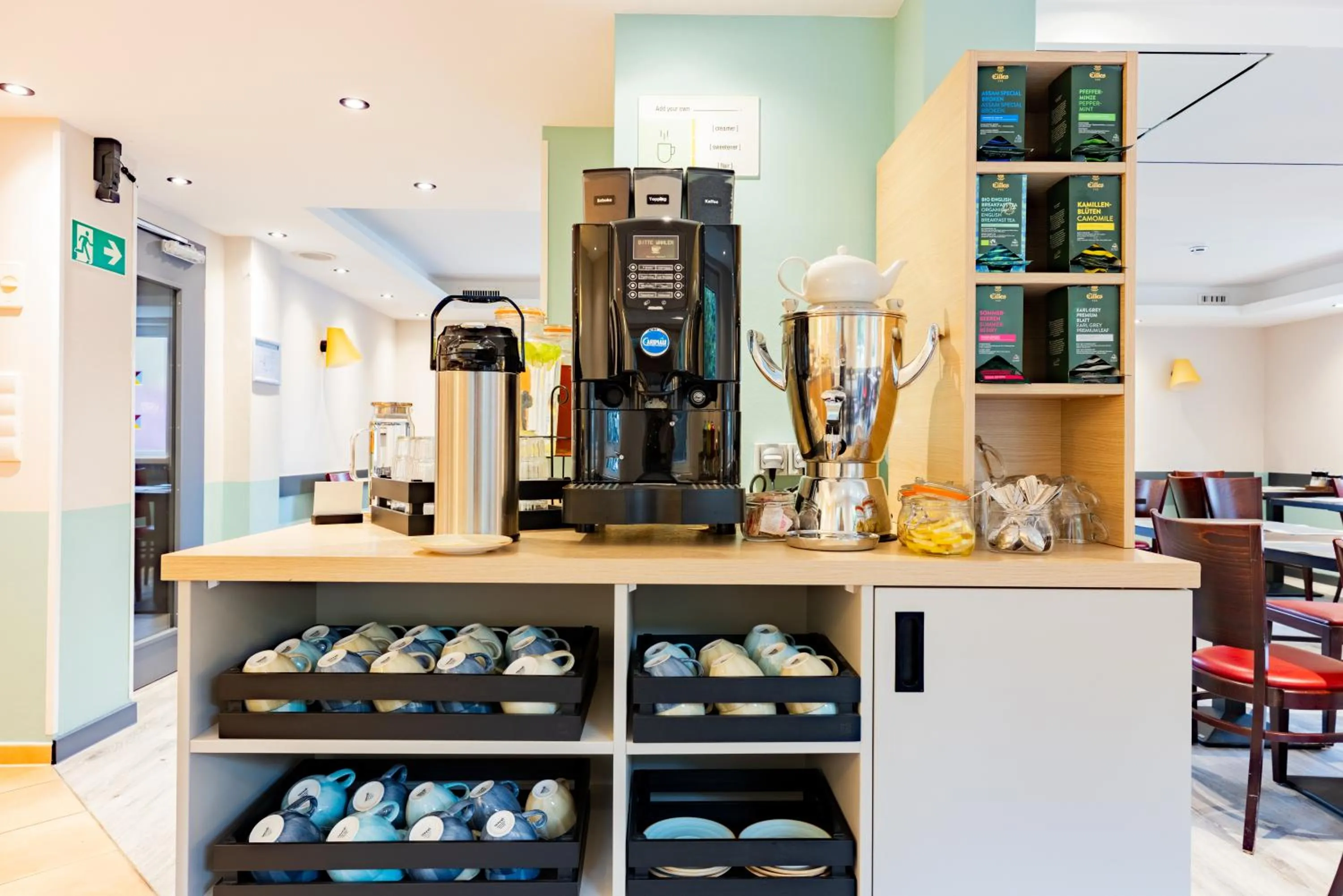 Breakfast in Garner Hotel Bremen North by IHG