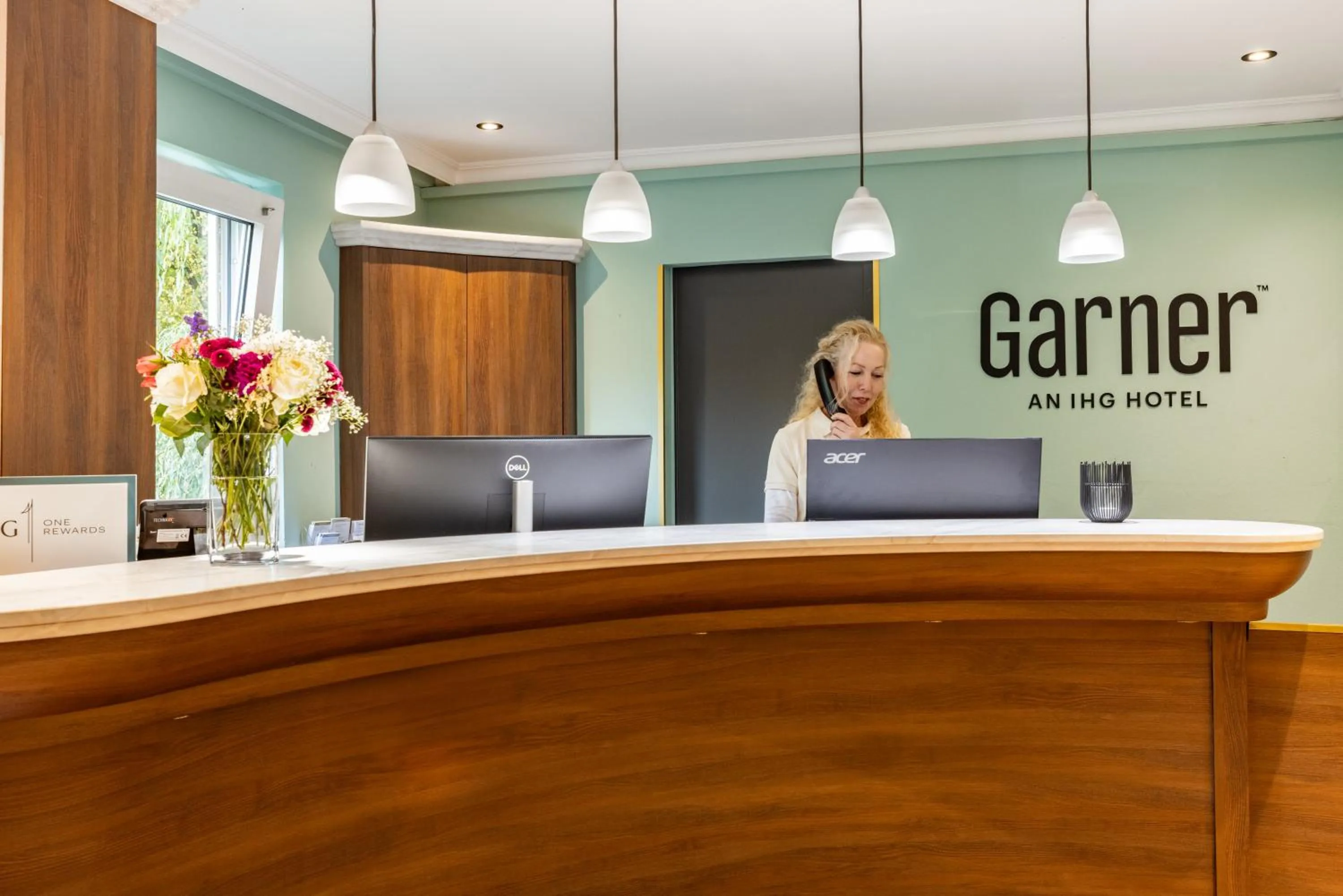 Lobby or reception in Garner Hotel Bremen North by IHG