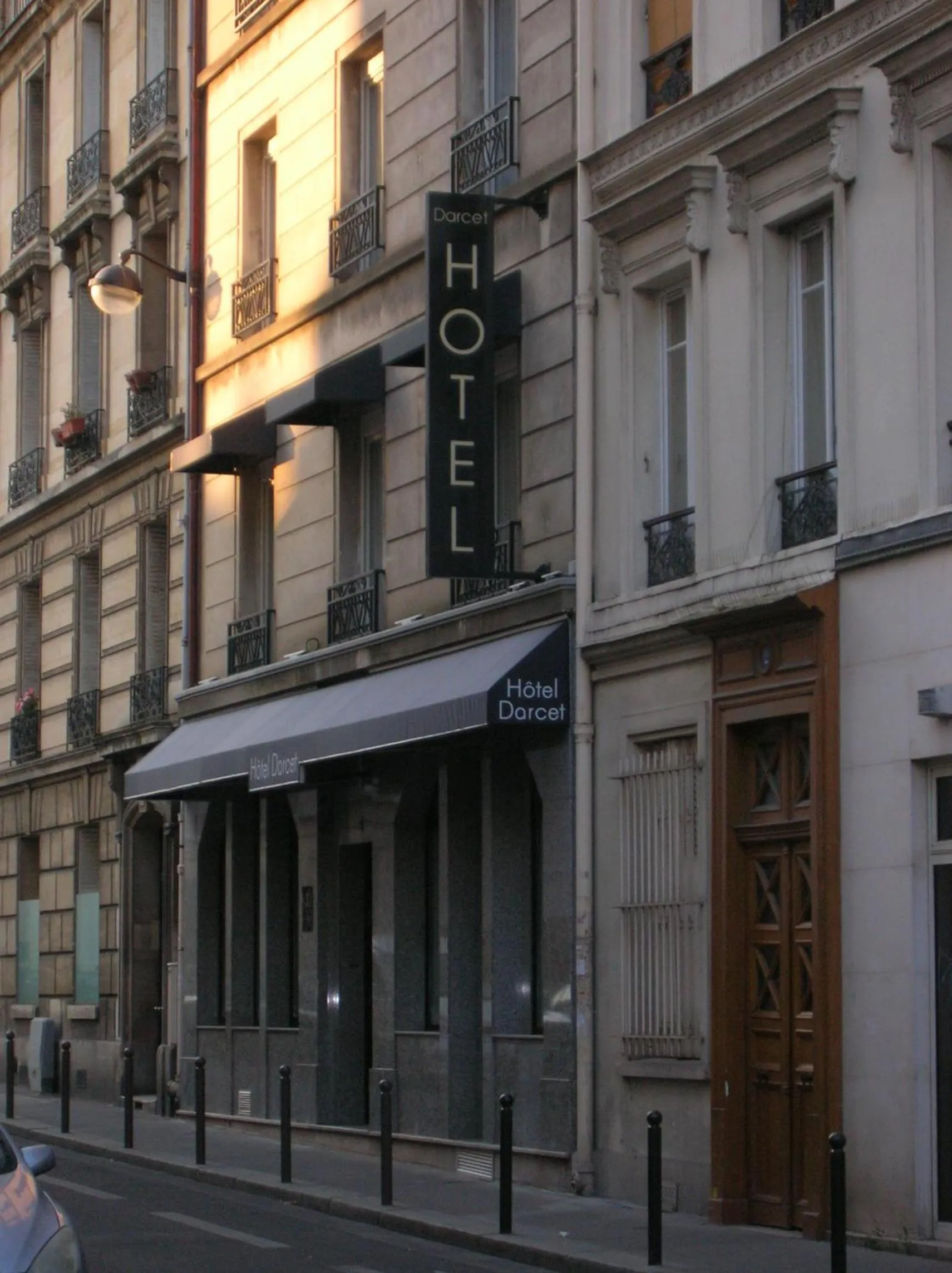 Facade/entrance in Hotel Darcet