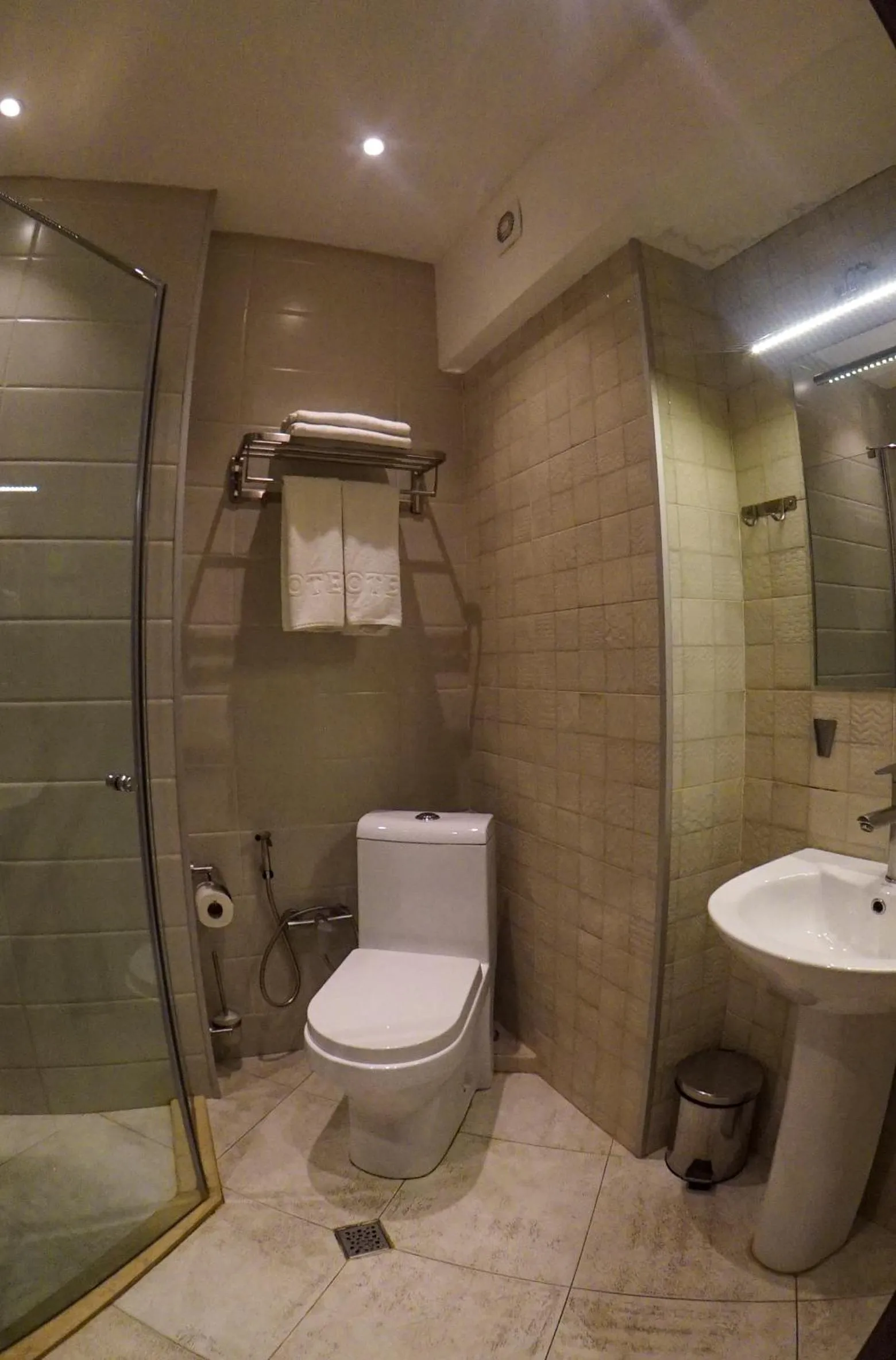 Shower in TM Apart Hotel