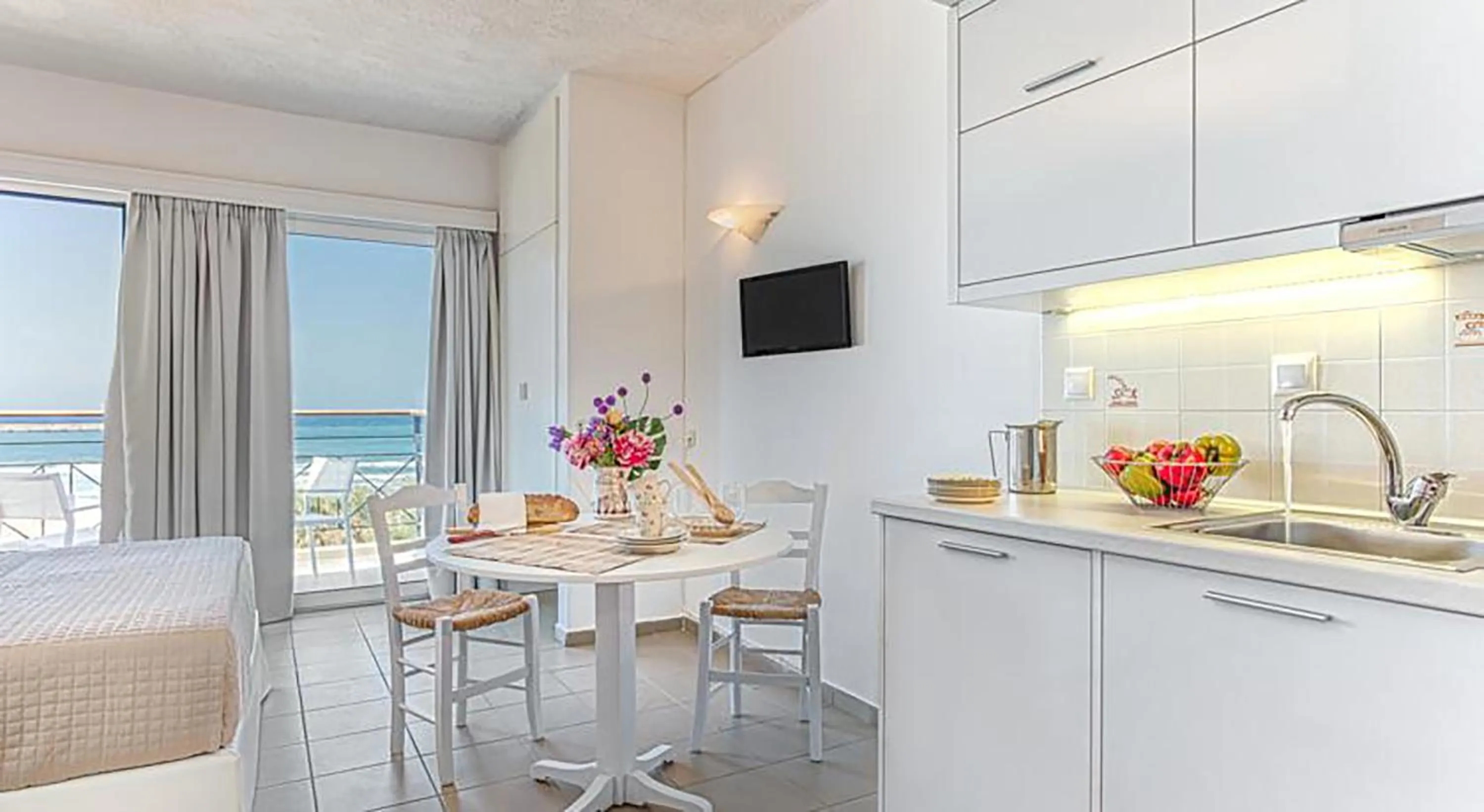 Photo of the whole room in Aqua Marina