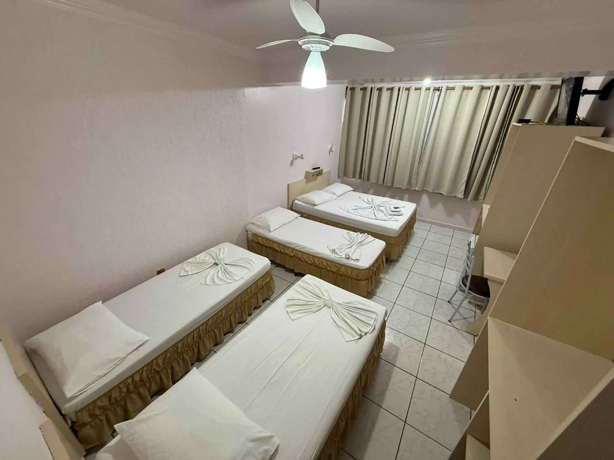 Bedroom, Bed in Oasis Chartouni Hotel