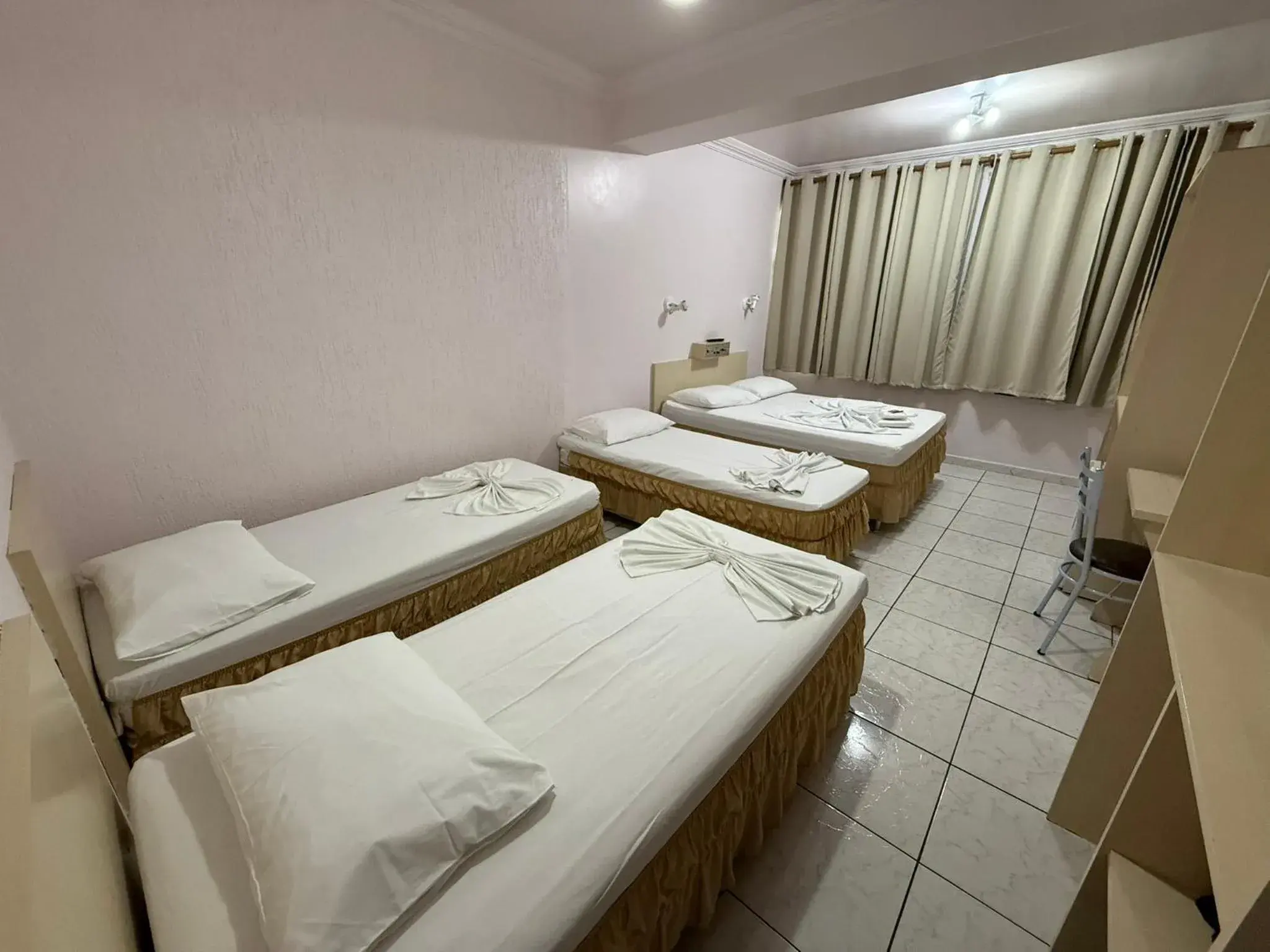 Oasis Chartouni Hotel Oasis Chartouni Hotel