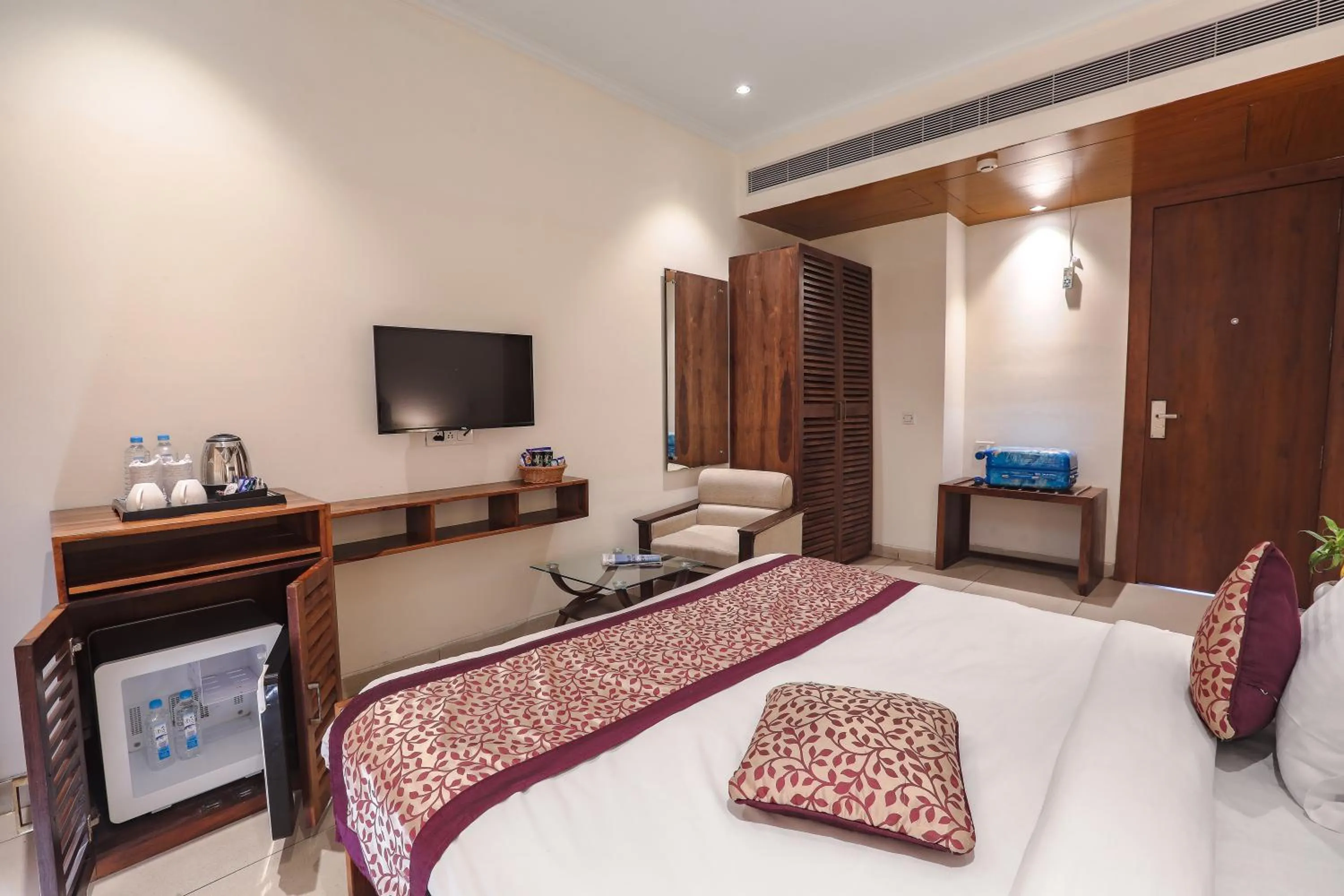 Bedroom in The Vrindwoods