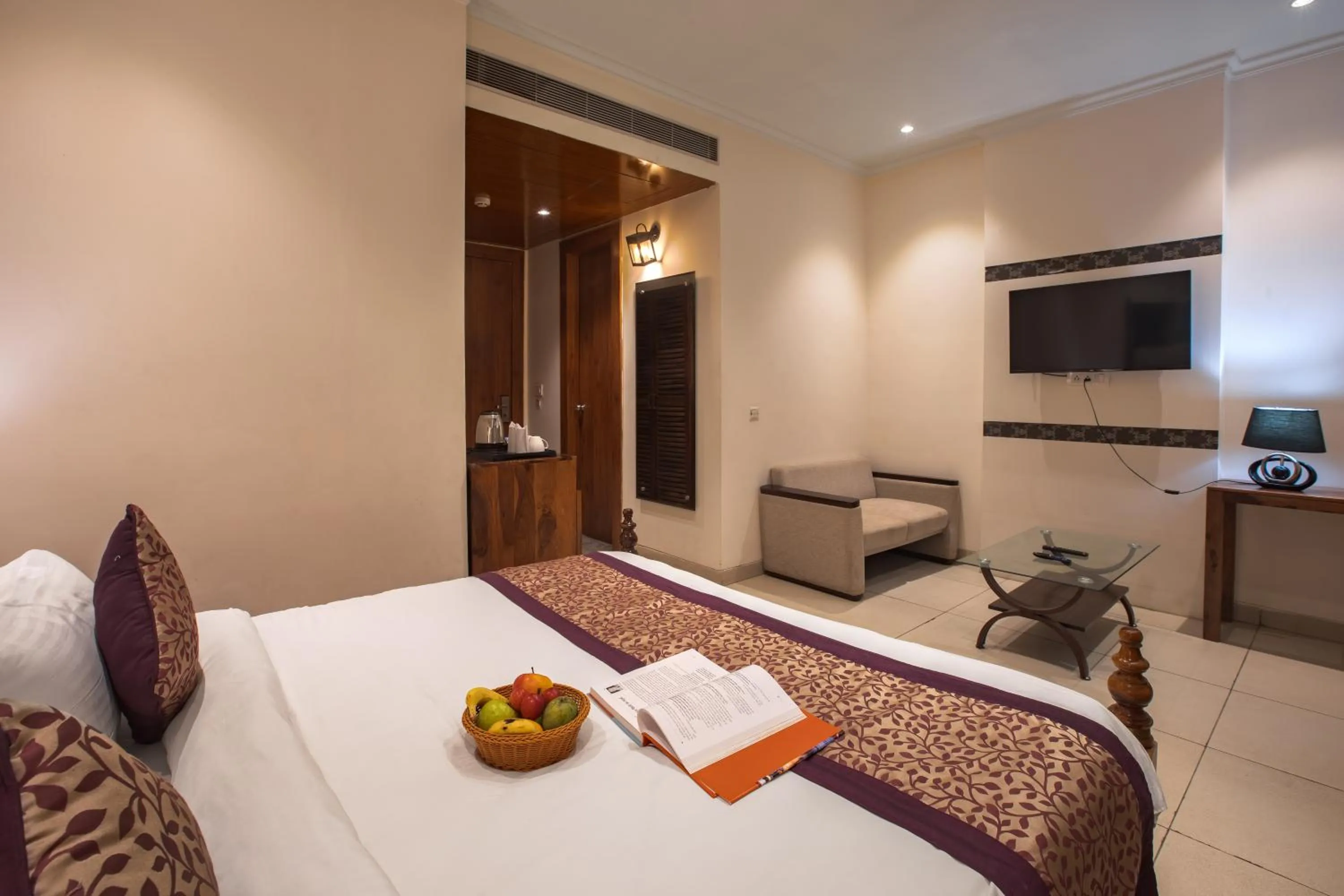 Bedroom in The Vrindwoods