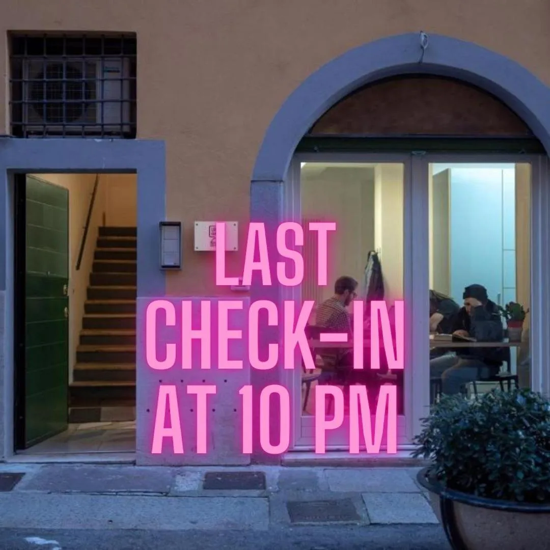 LUOGO COMUNE Ostello