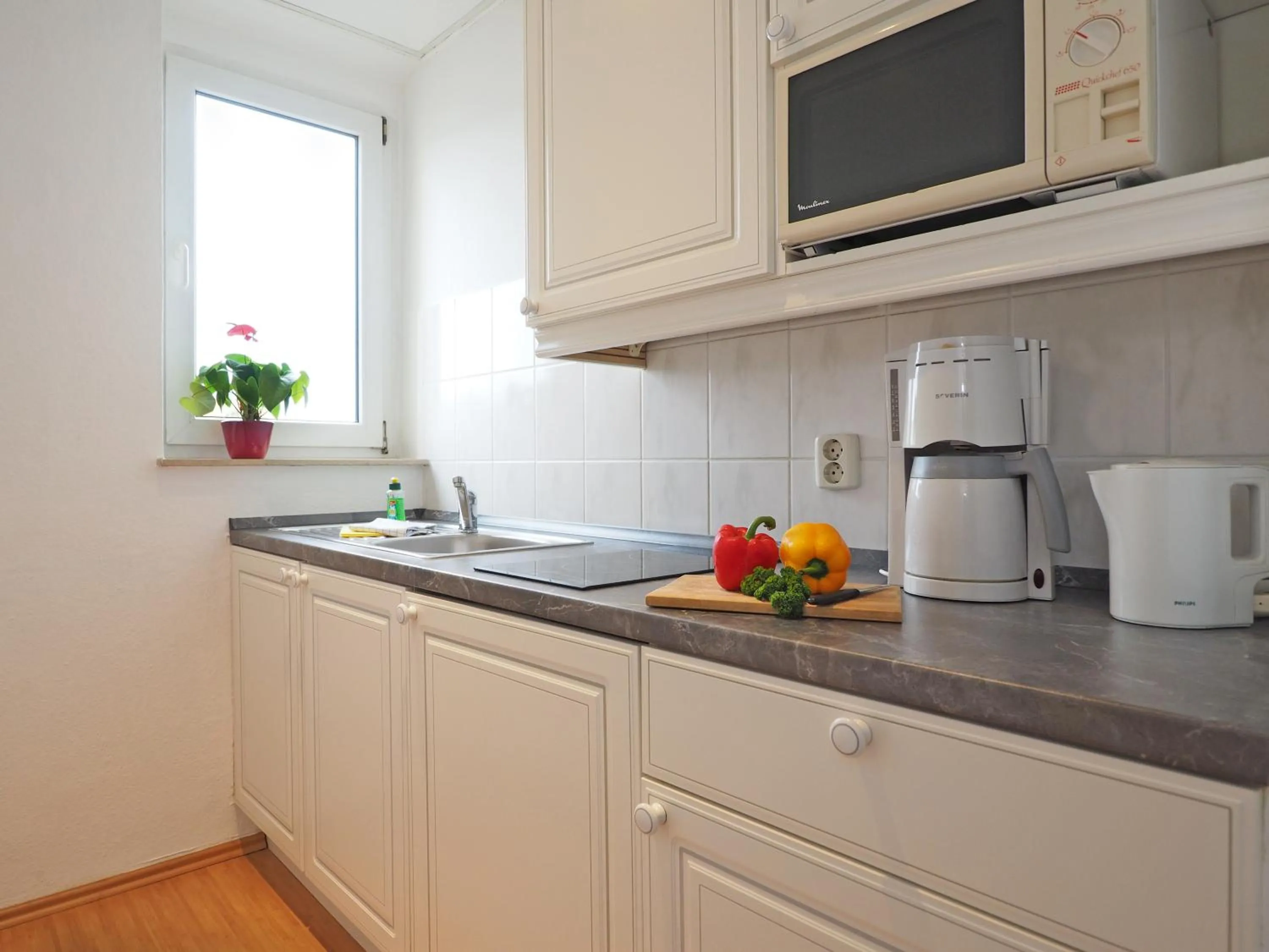 Kitchen or kitchenette in Kurhotel zu Heringsdorf