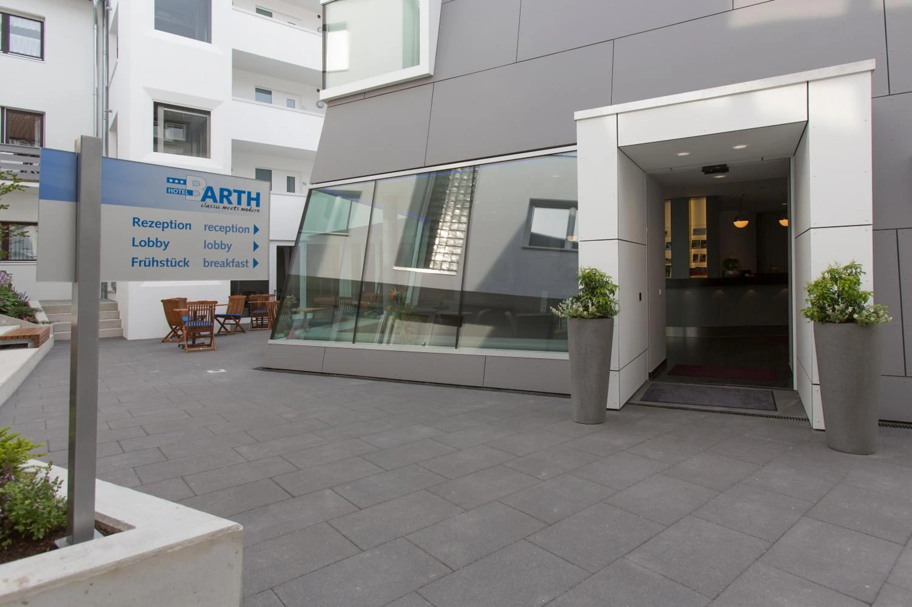 Facade/entrance in Hotel Barth
