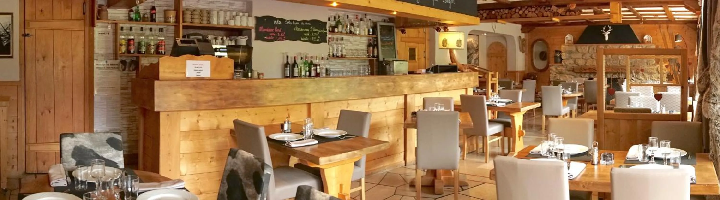 Restaurant/places to eat in Hotel Le Christiania