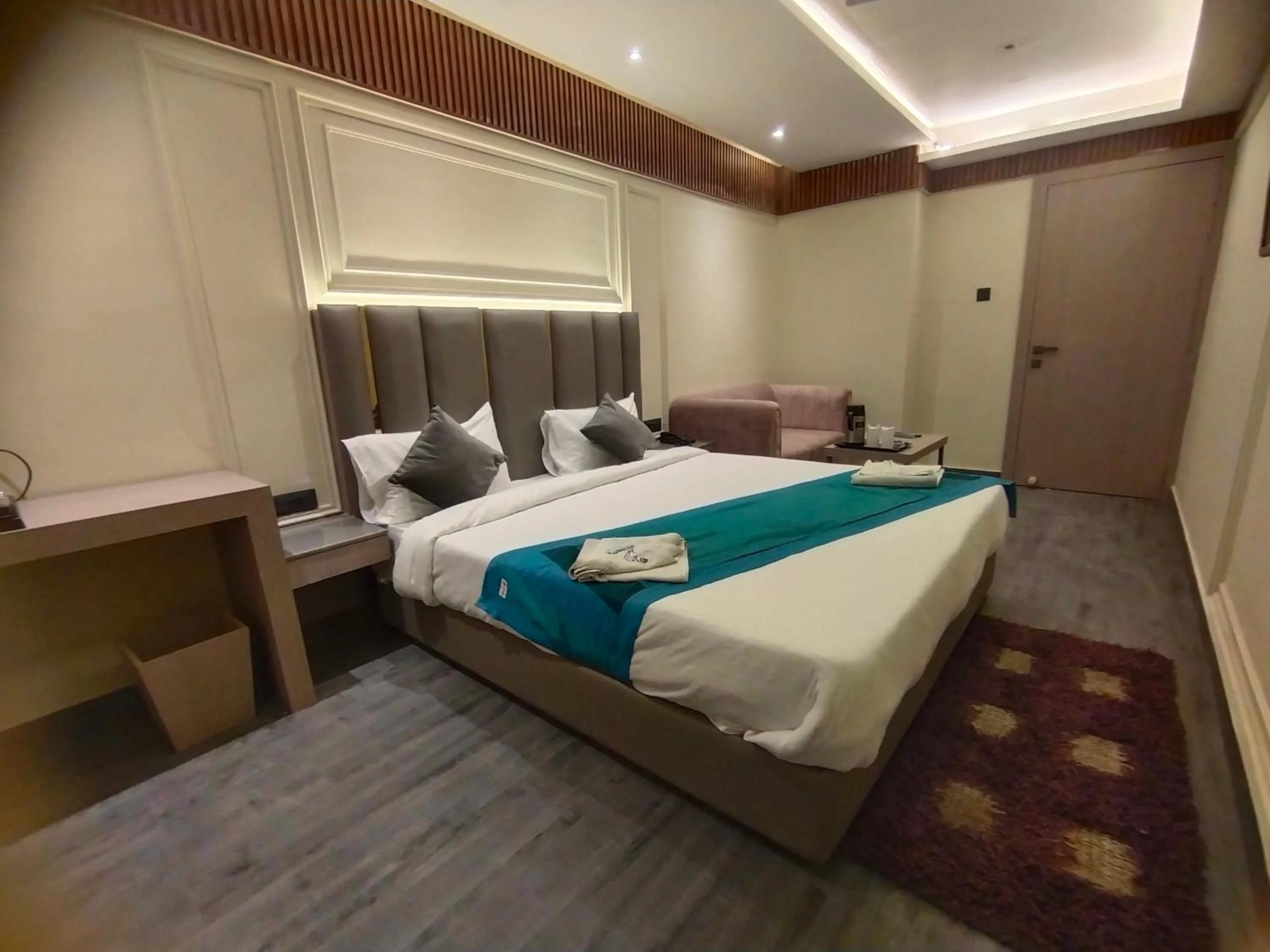 Bed in Hotel Gagan Plaza