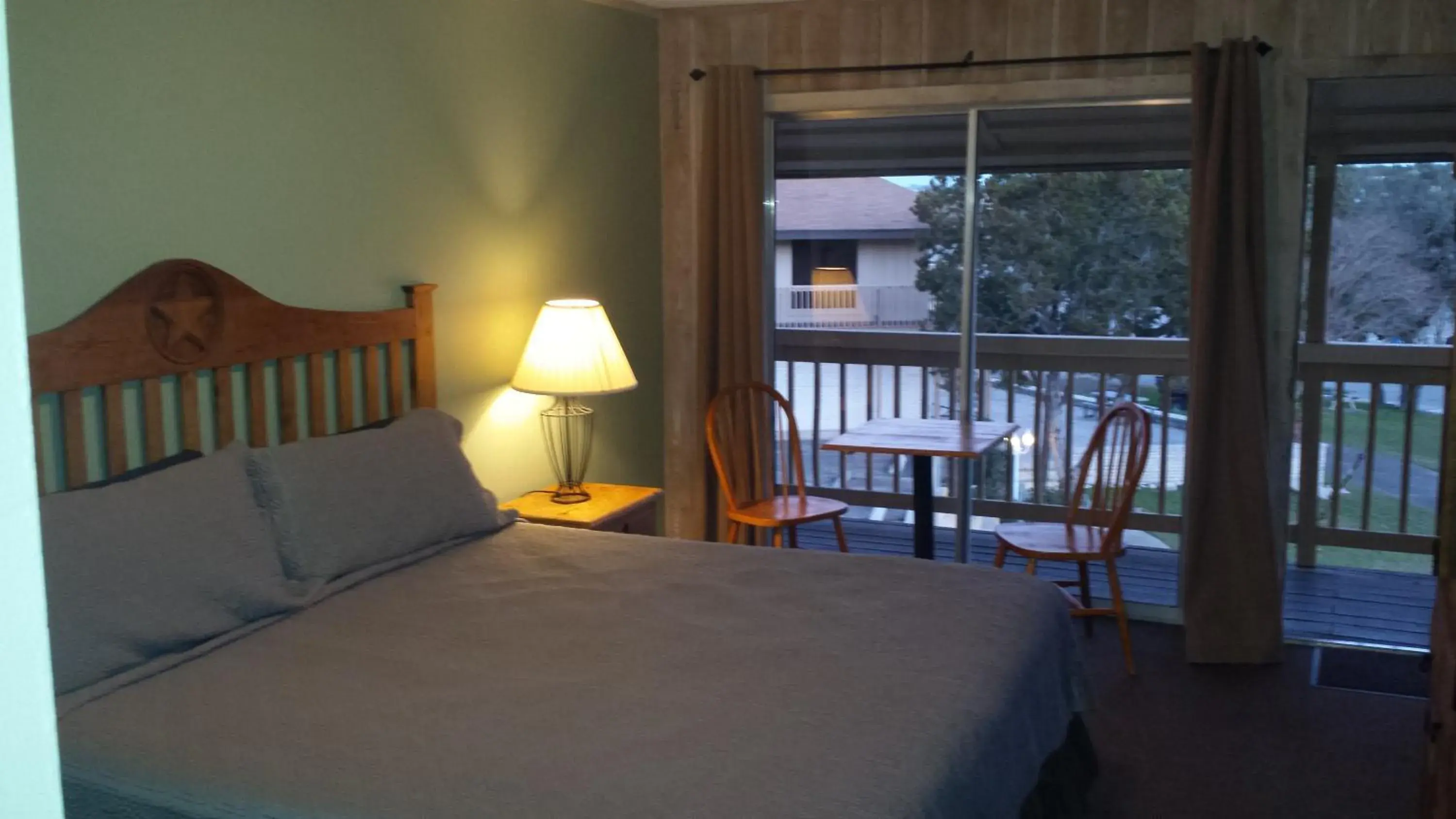 King Room in Lodge At Turkey Cove King Room in Lodge At Turkey Cove