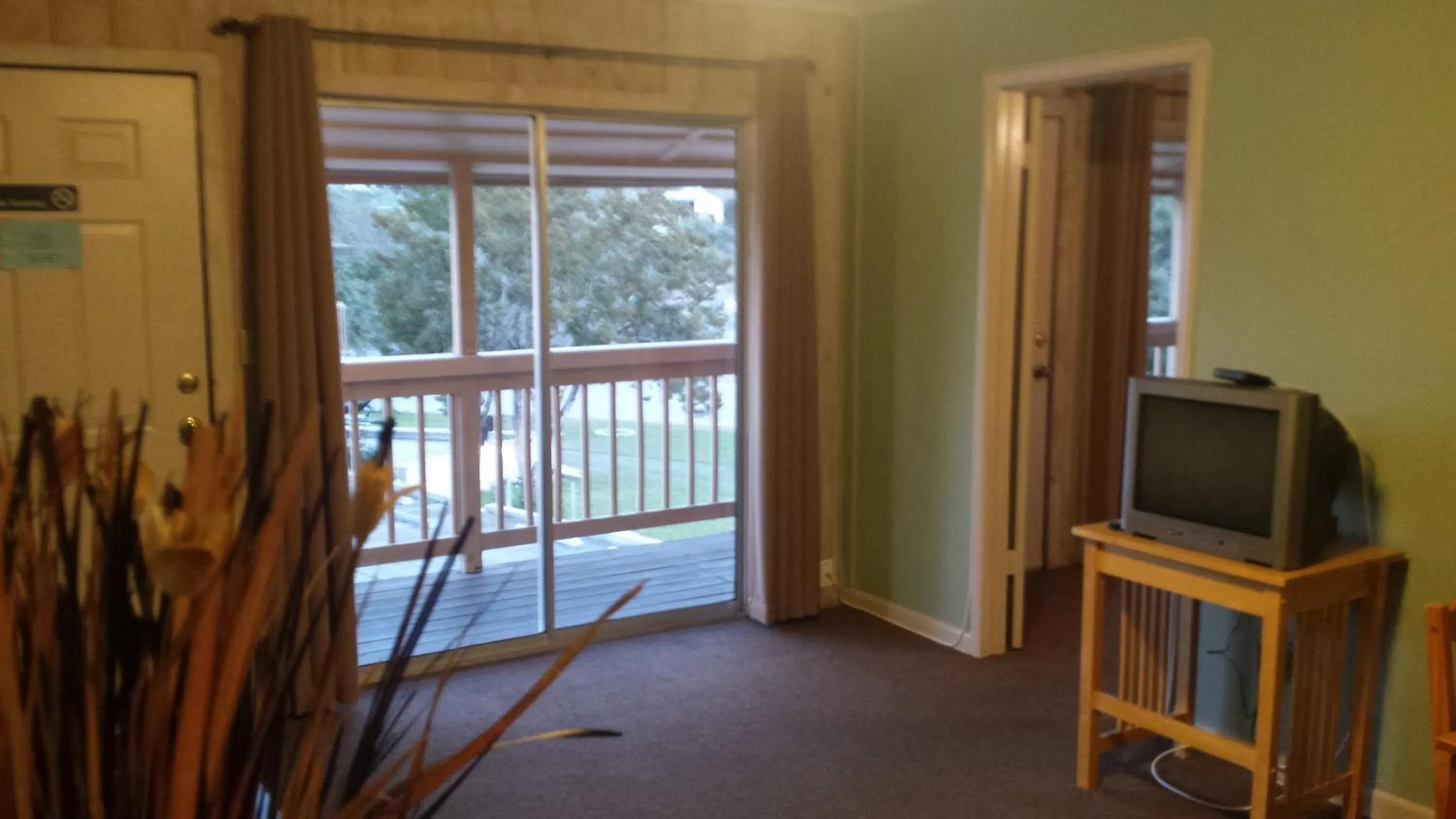 Living room in Lodge At Turkey Cove