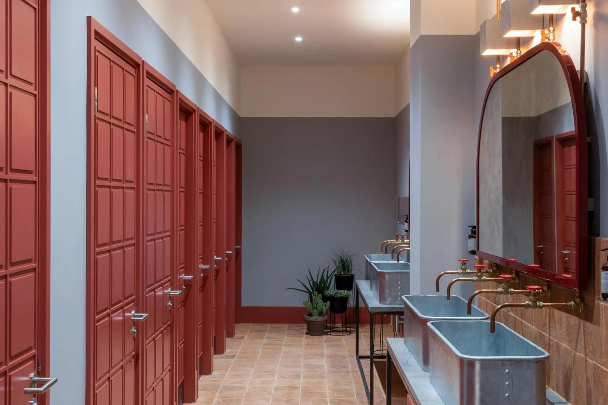 Toilet in Bermonds Locke, Tower Bridge