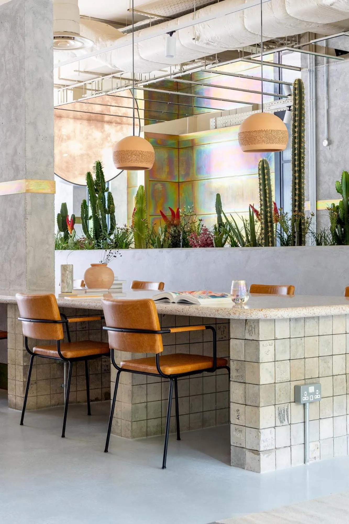 Area and facilities in Bermonds Locke, Tower Bridge