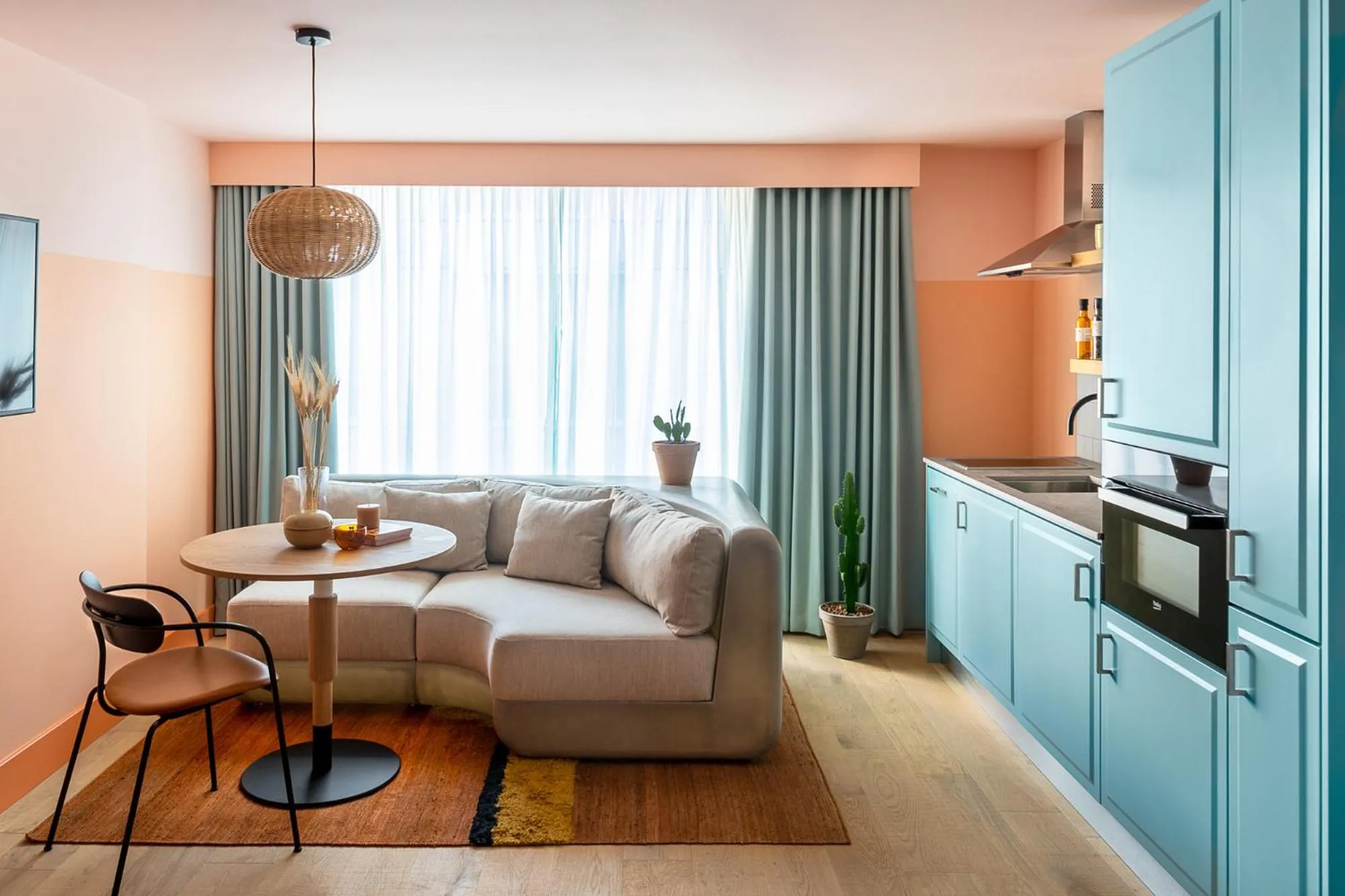 TV and multimedia in Bermonds Locke, Tower Bridge