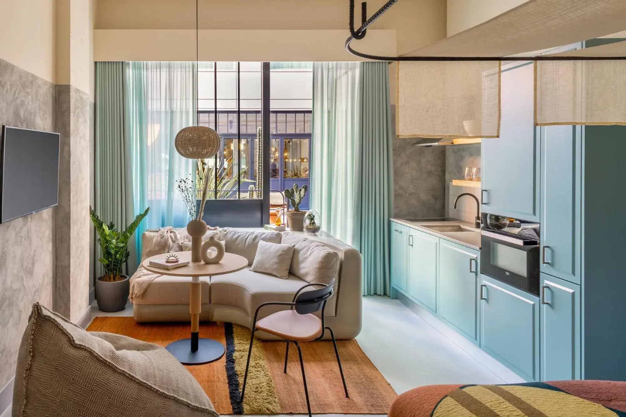 Courtyard Suite in Bermonds Locke, Tower Bridge Courtyard Suite in Bermonds Locke, Tower Bridge