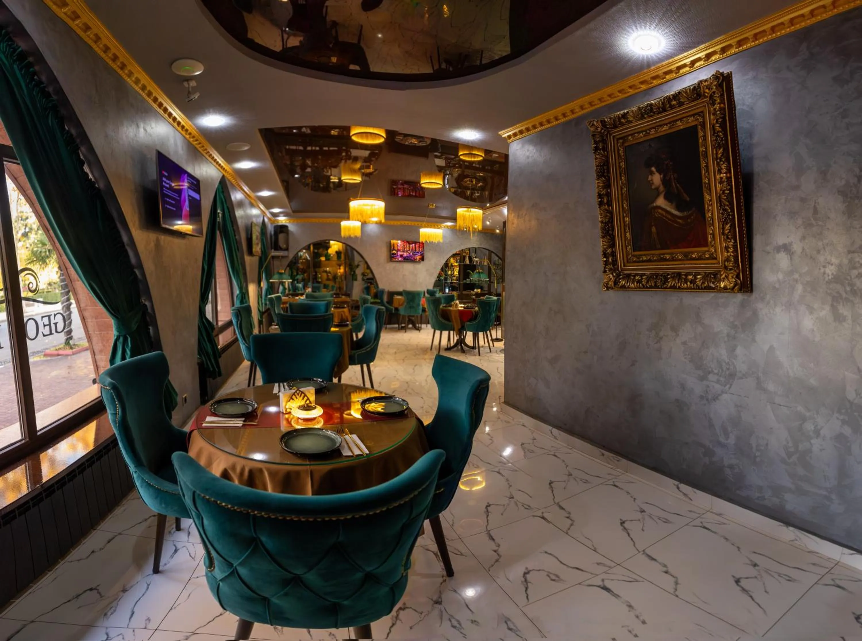 Restaurant/places to eat in Georgia Gold