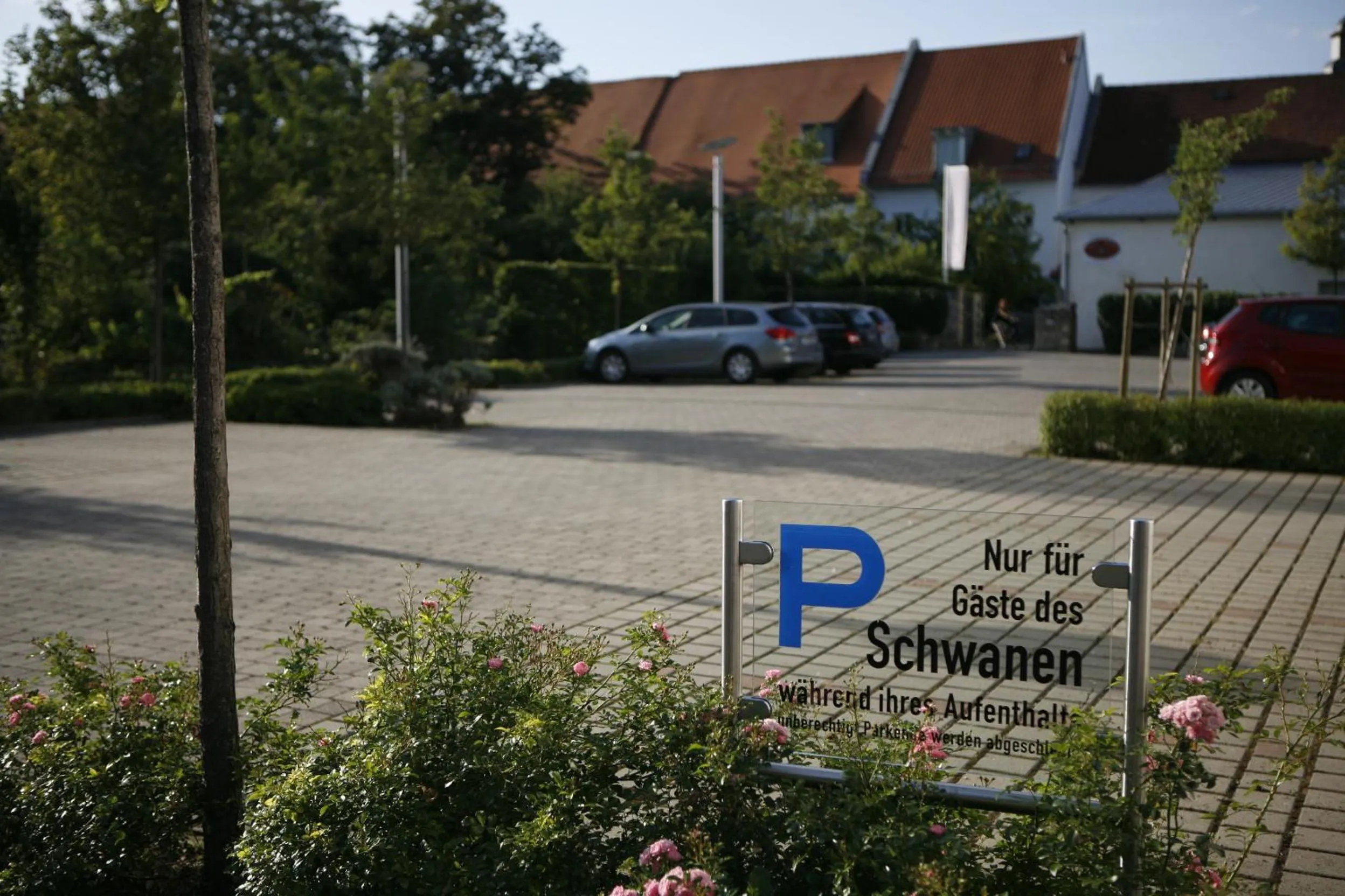 Property building in Landhotel zum Schwanen mit Restaurant Mona Liza